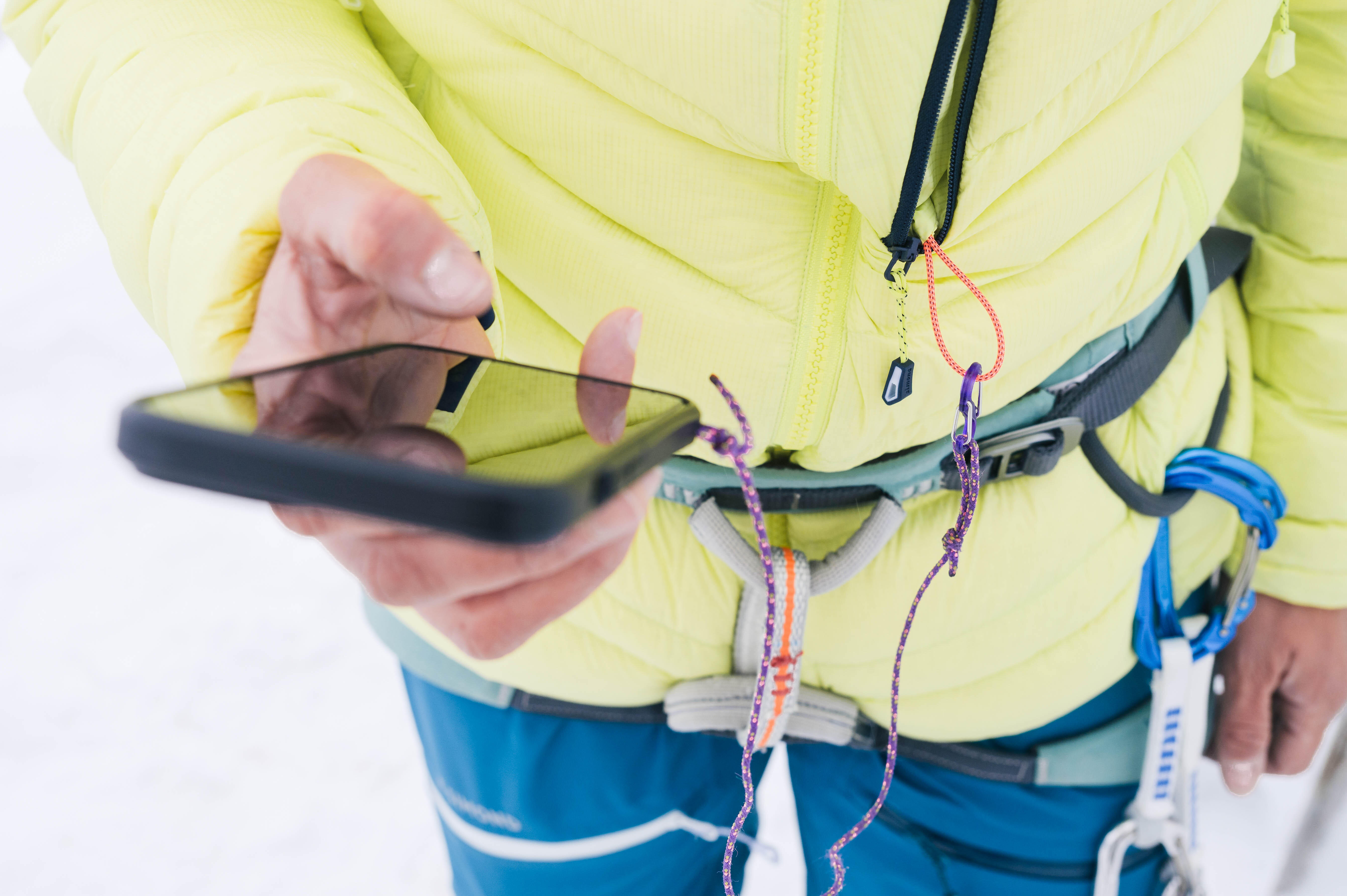 Women’s mountaineering down jacket - Lemon yellow