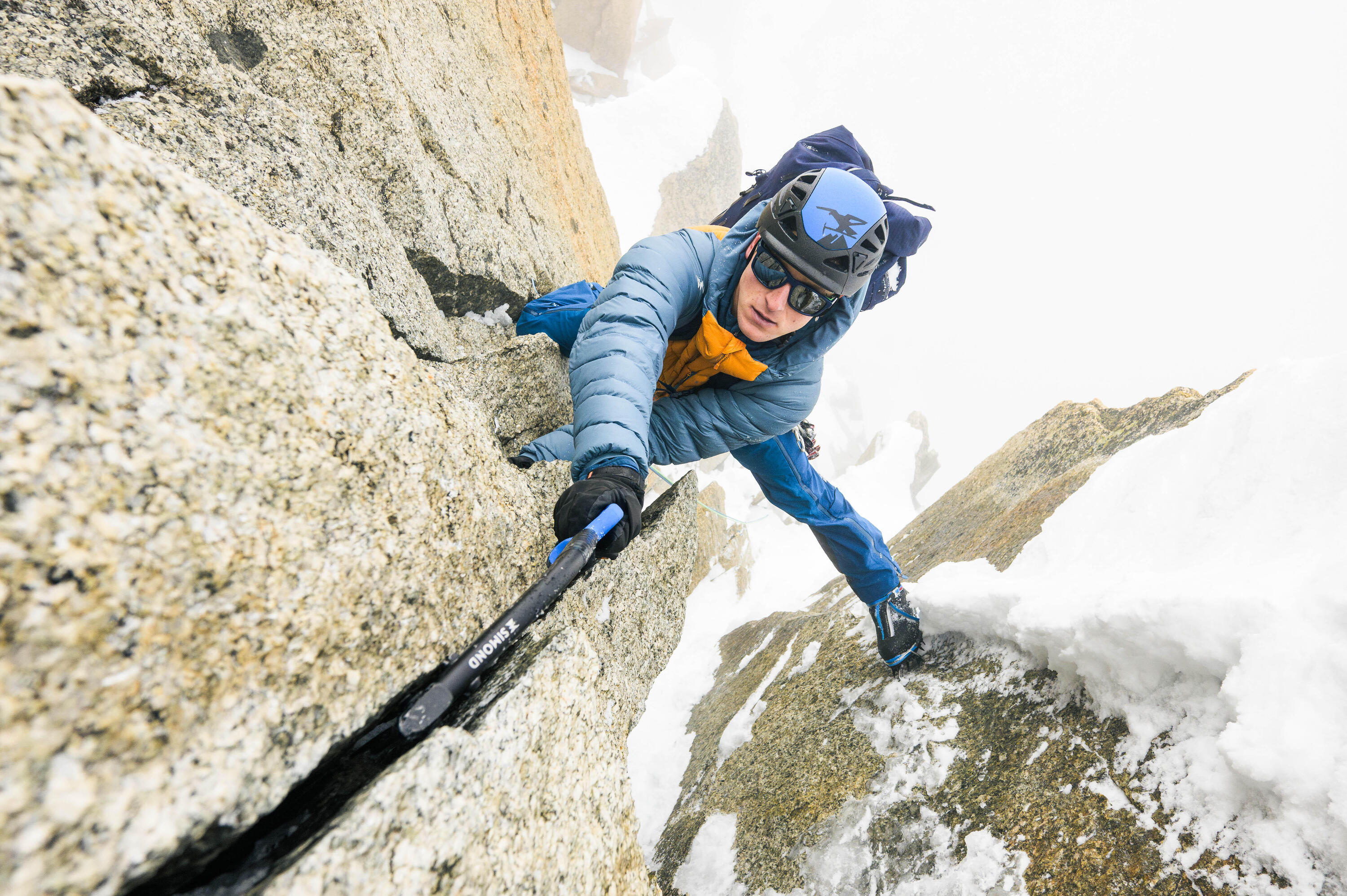 Ice axe for ice climbing - MAMBA