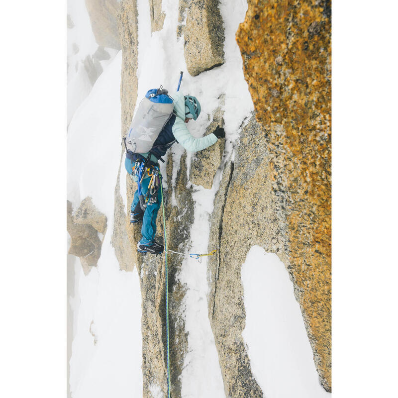 Geacă umplutură din puf Alpinism Albastru Damă