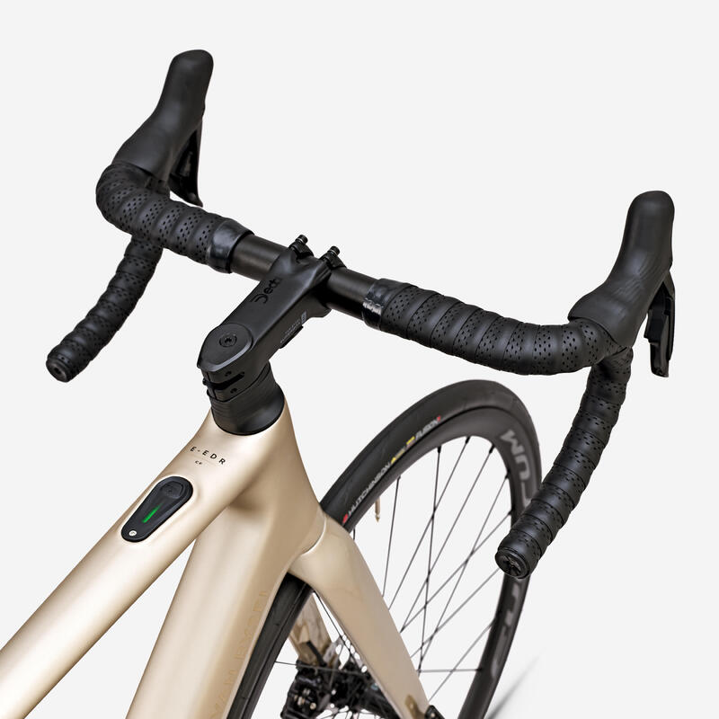 Bici da corsa a pedalata assistita E-EDR CF carbonio beige