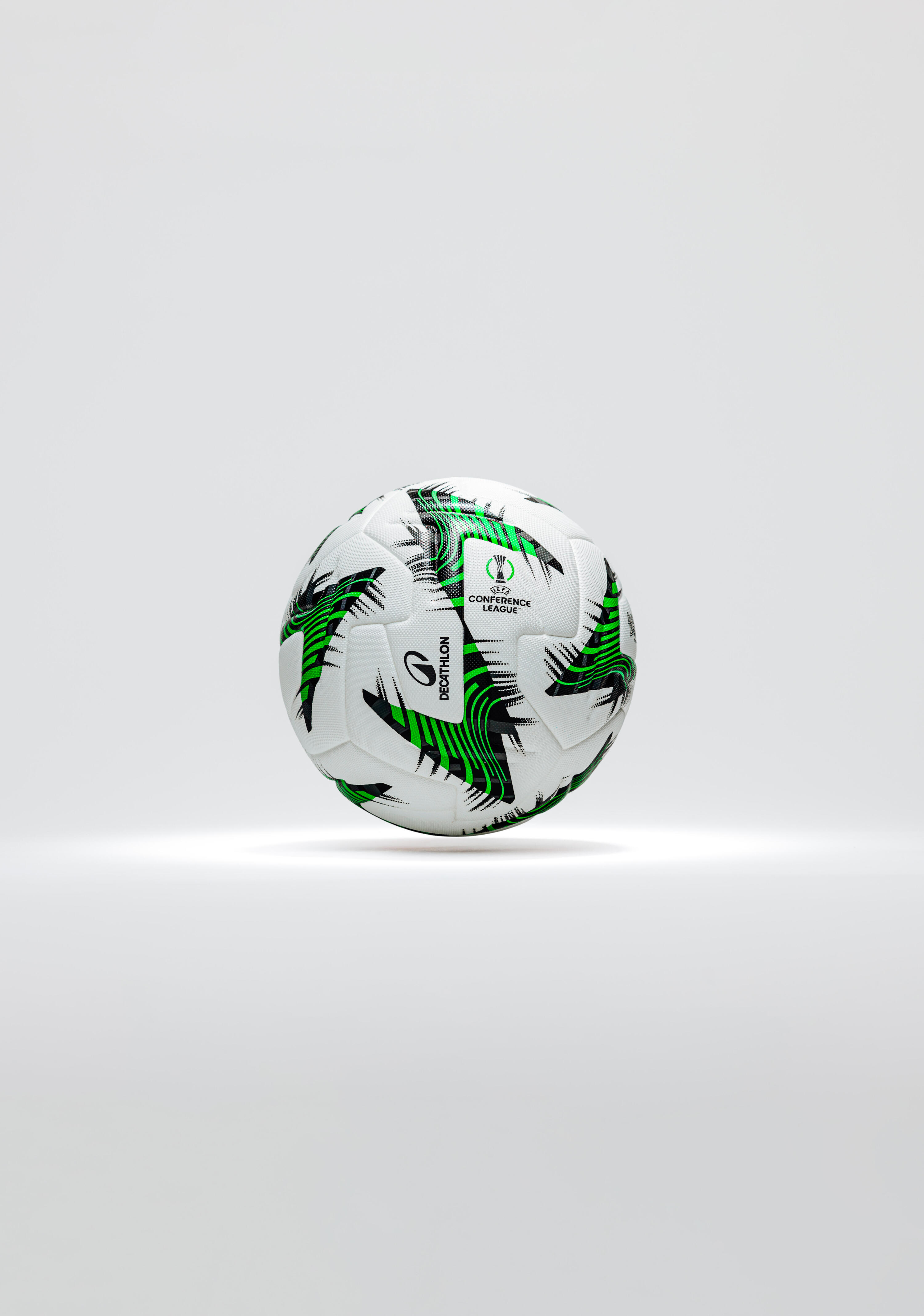 BALLON DE FOOTBALL UEFA CONFERENCE LEAGUE OFFICIEL MATCH BALL 24-25  AVEC BOITE 14/15
