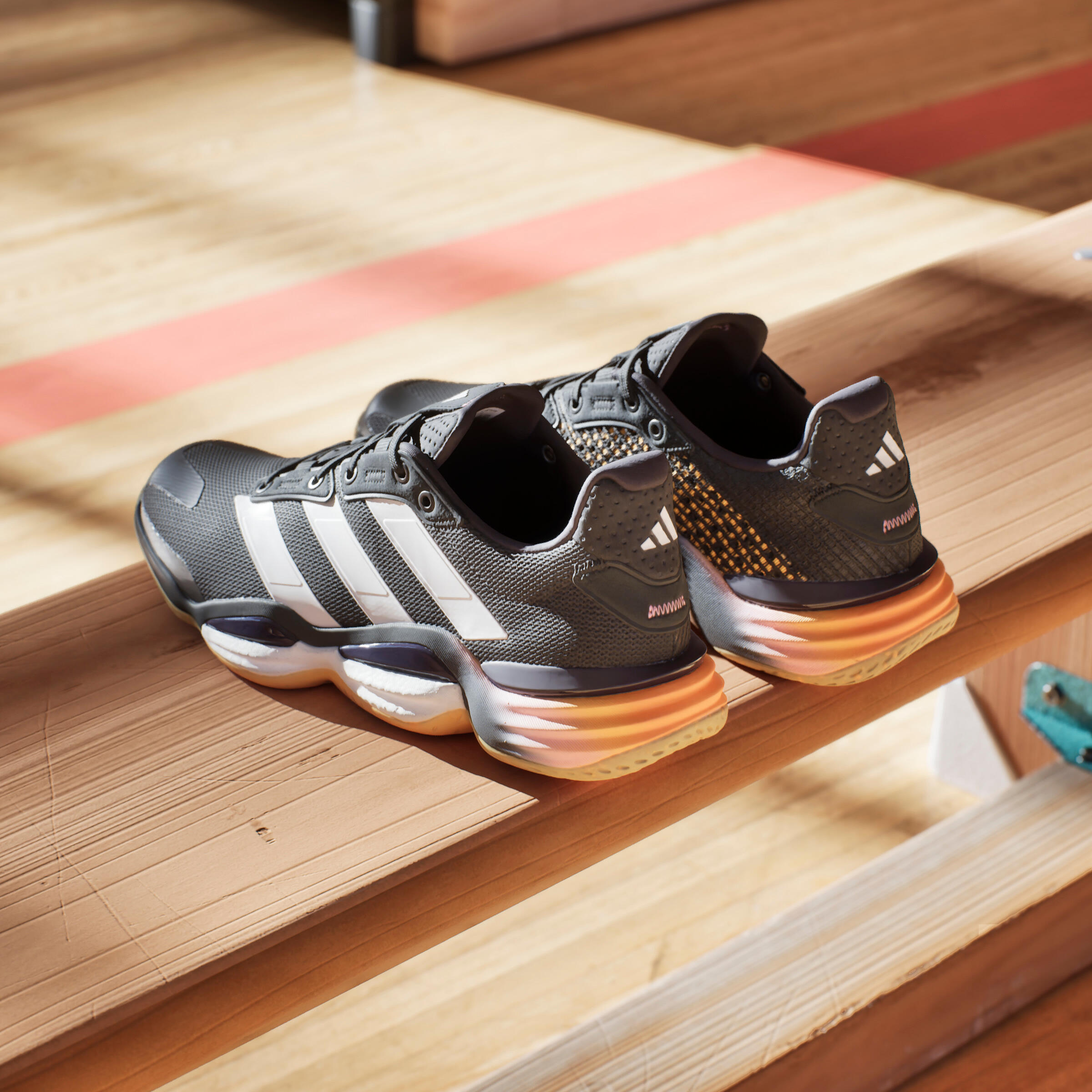 Scarpe pallamano adulto ADIDAS STABIL 16 nere 13/17