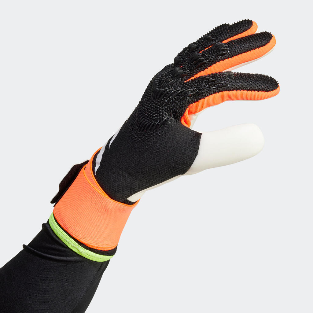 Adult Football Goalkeeper Gloves Predator Competition