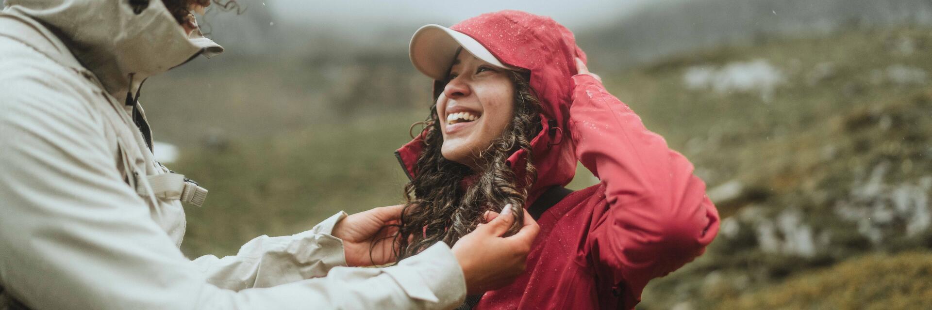 Wie wäscht man eine wasserdichte Jacke?