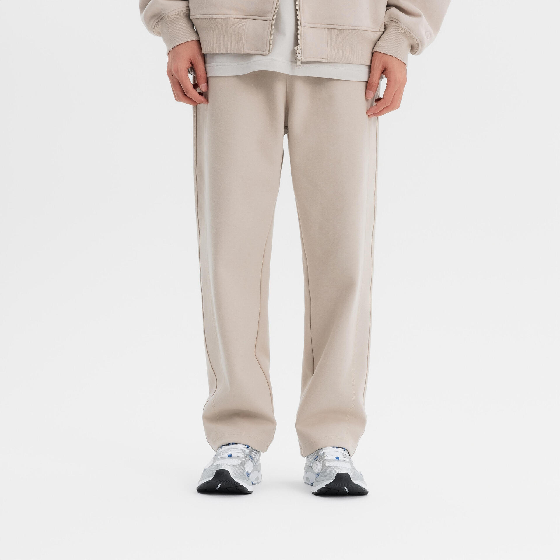Sportswear men relaxed-fit straight pants-linen beige