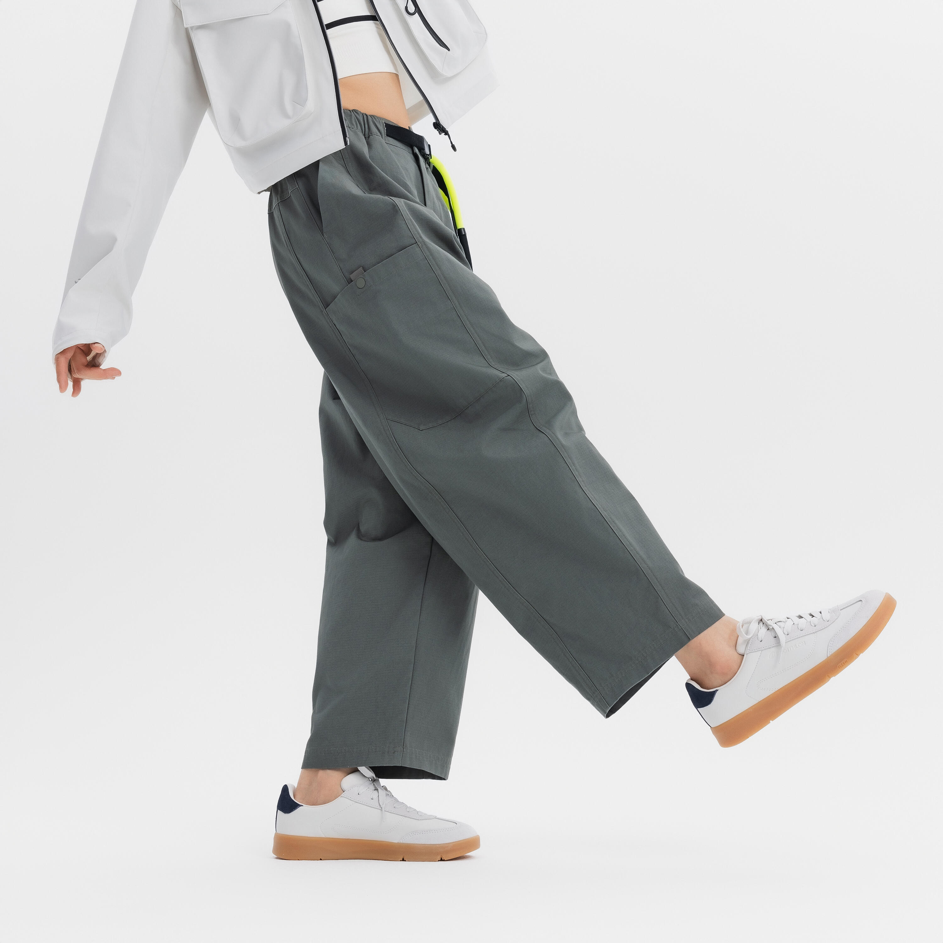 極美品 PHIGVEL Wide Pocket Trousers 2 Taupe PHIGVEL WIDE POCKET TROUSERS サイズ 2｜Yahoo!フリマ（旧