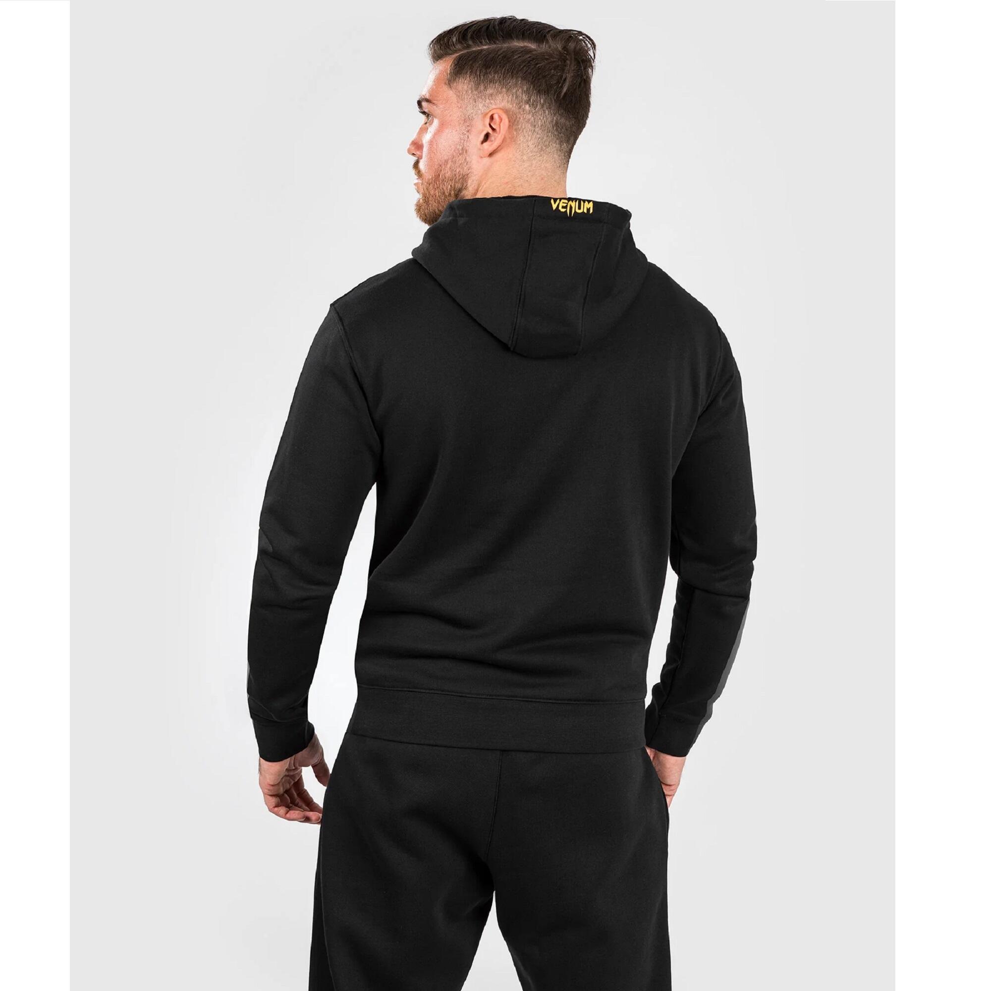 UFC Adrenaline Replica Men s Pullover Hoodie Champion VENUM Decathlon
