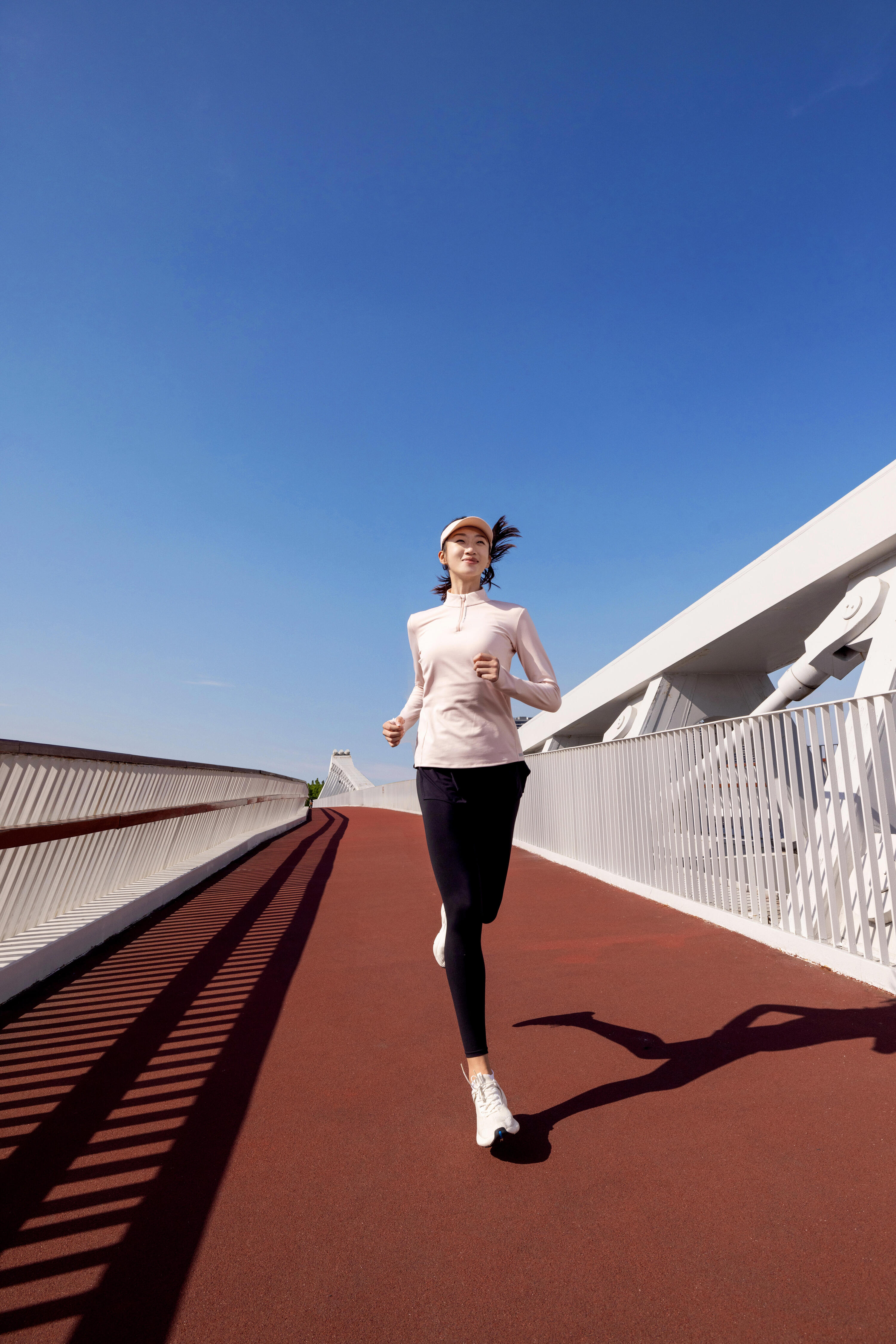 Women’s Warm Long-Sleeved Running T-Shirt, Run 100 9/10