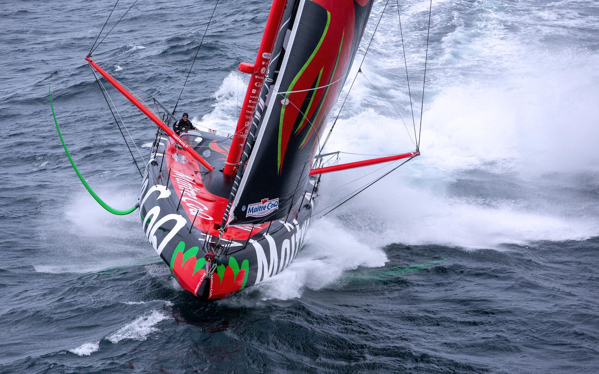 Créer la tenue de voile offshore avec un vainqueur du Vendée Globe