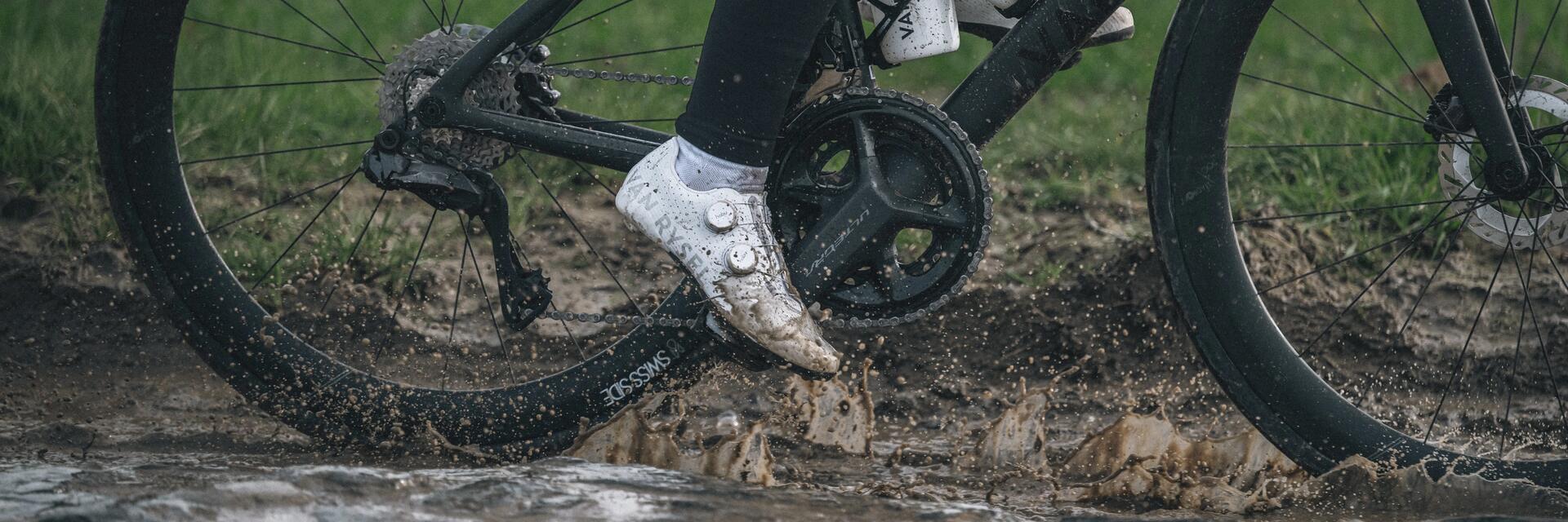 How to adjust your road biking cleats