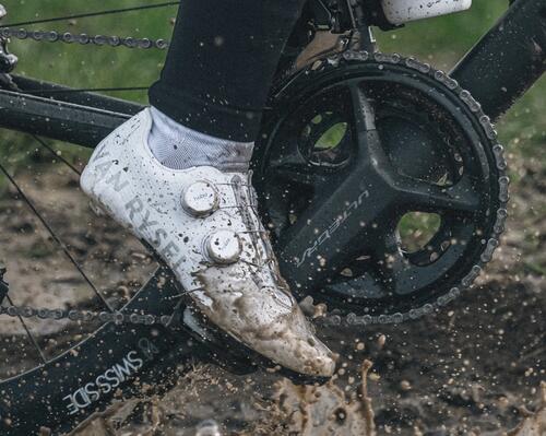 How to adjust your road biking cleats