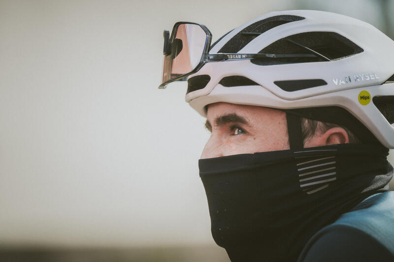 Jaki kask rowerowy na gravel wybrać? Na co zwrócić uwagę?