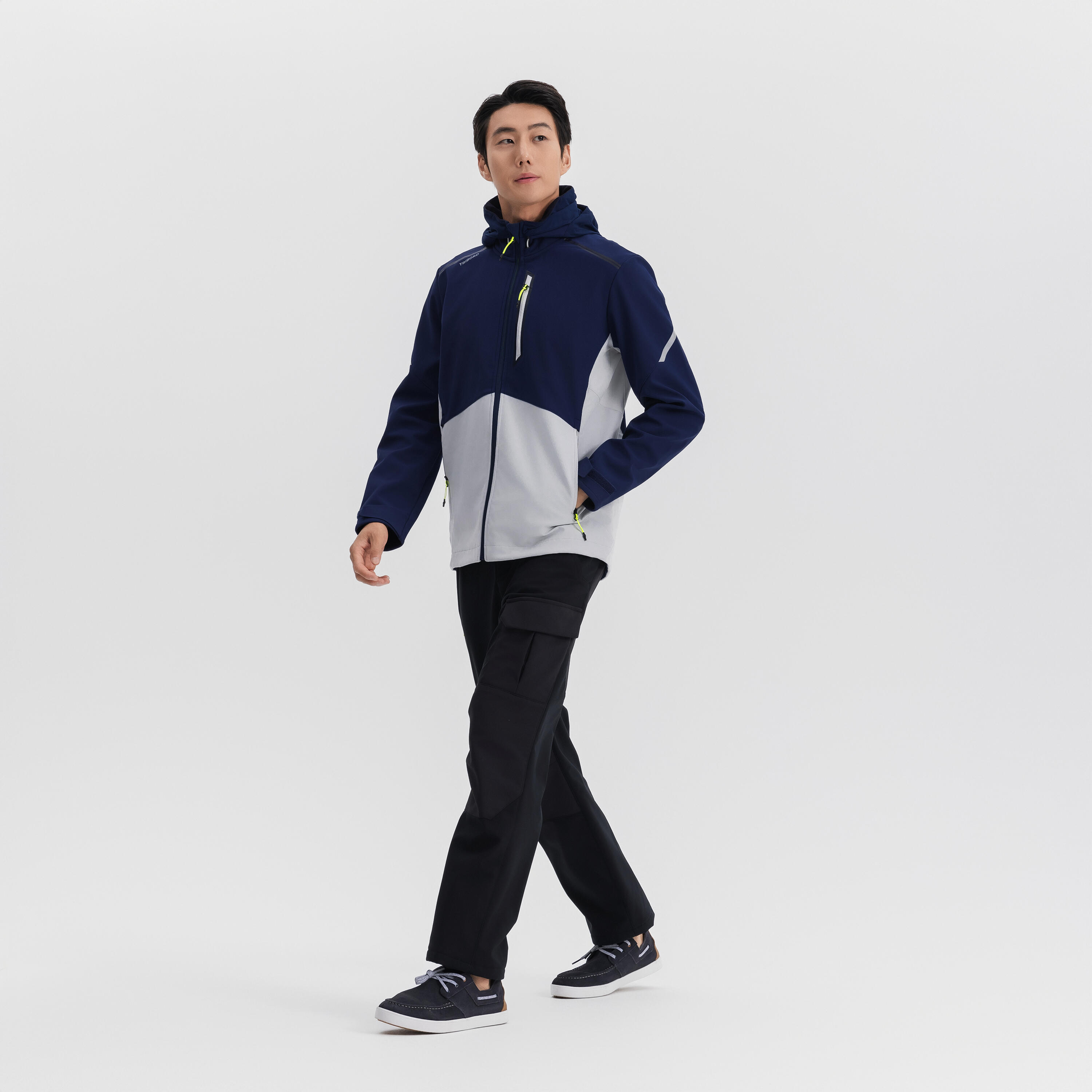 Men's Windbreaker Softshell Sailing Jacket With Hood 500