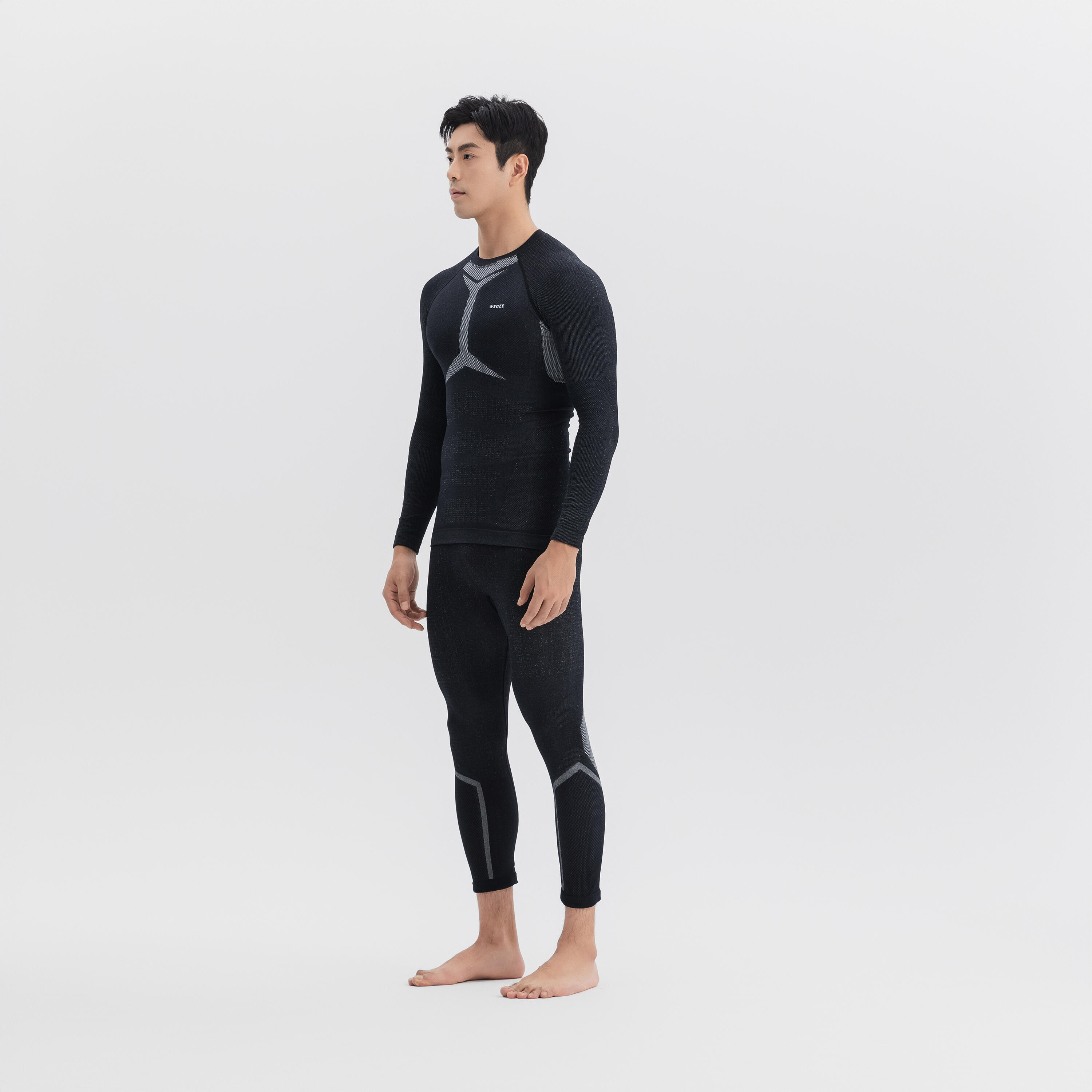 Men's Soft Seamless Winter Thermal Base Layer Top 500 - Black