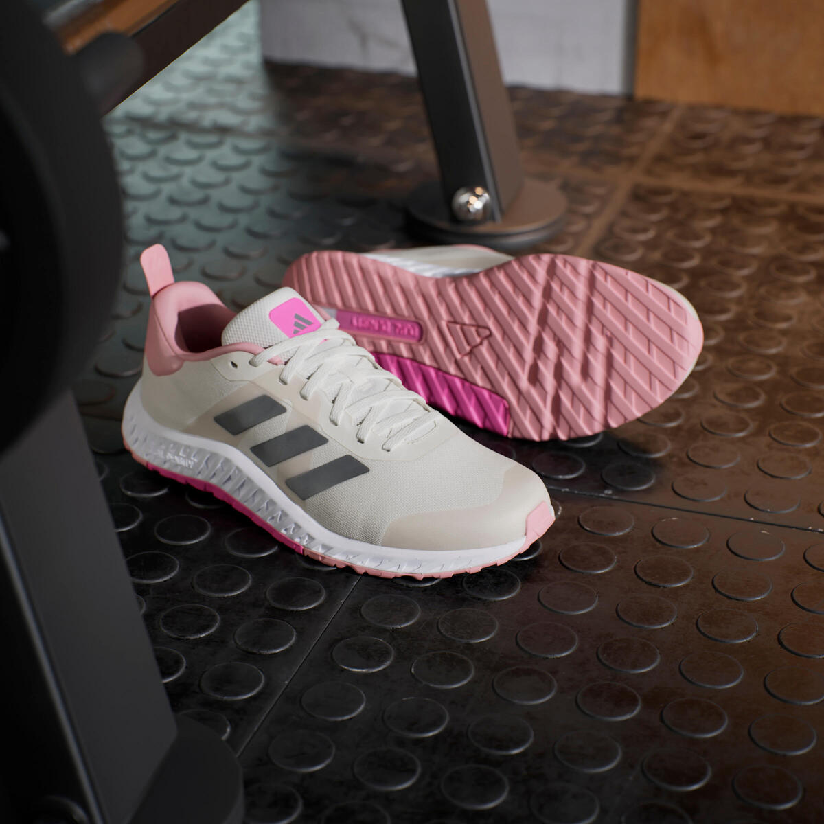Chaussures de fitness Adidas EVERYSET femme - rose