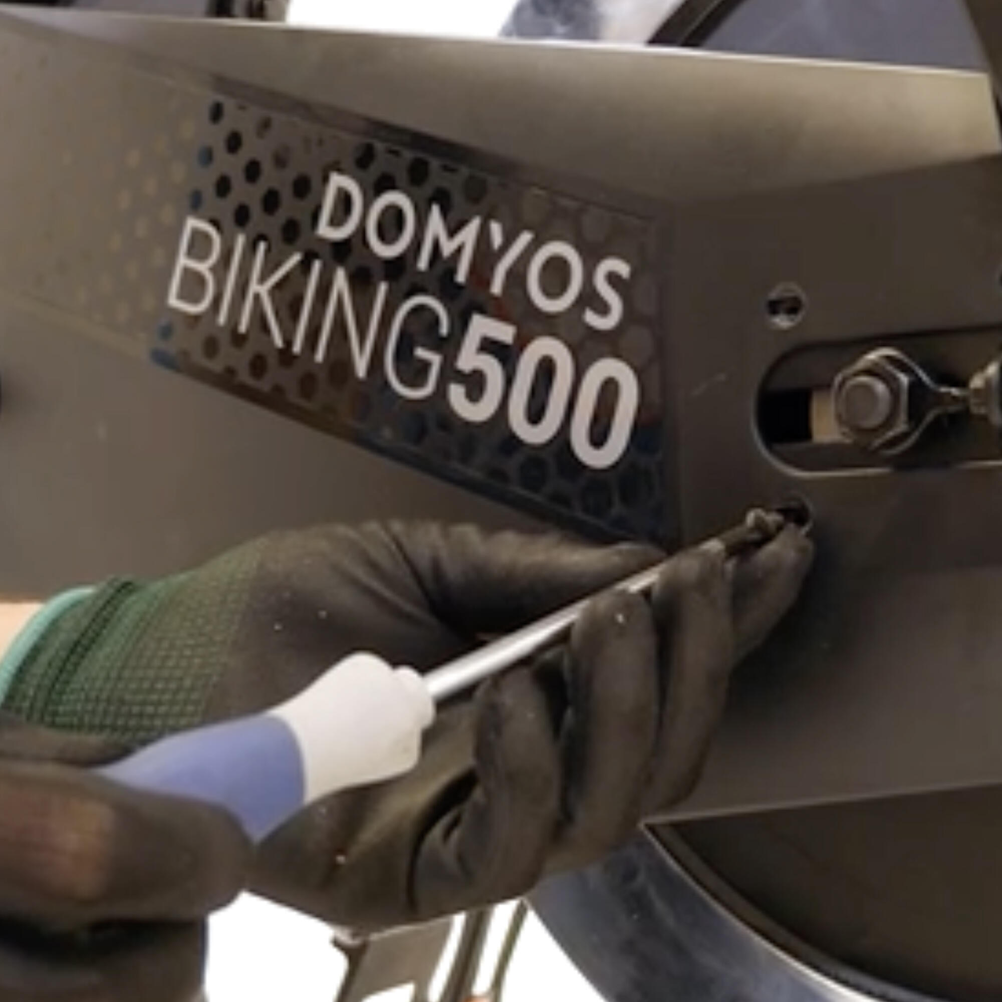 Indoor Bike Housing Removal - WORKSHOP