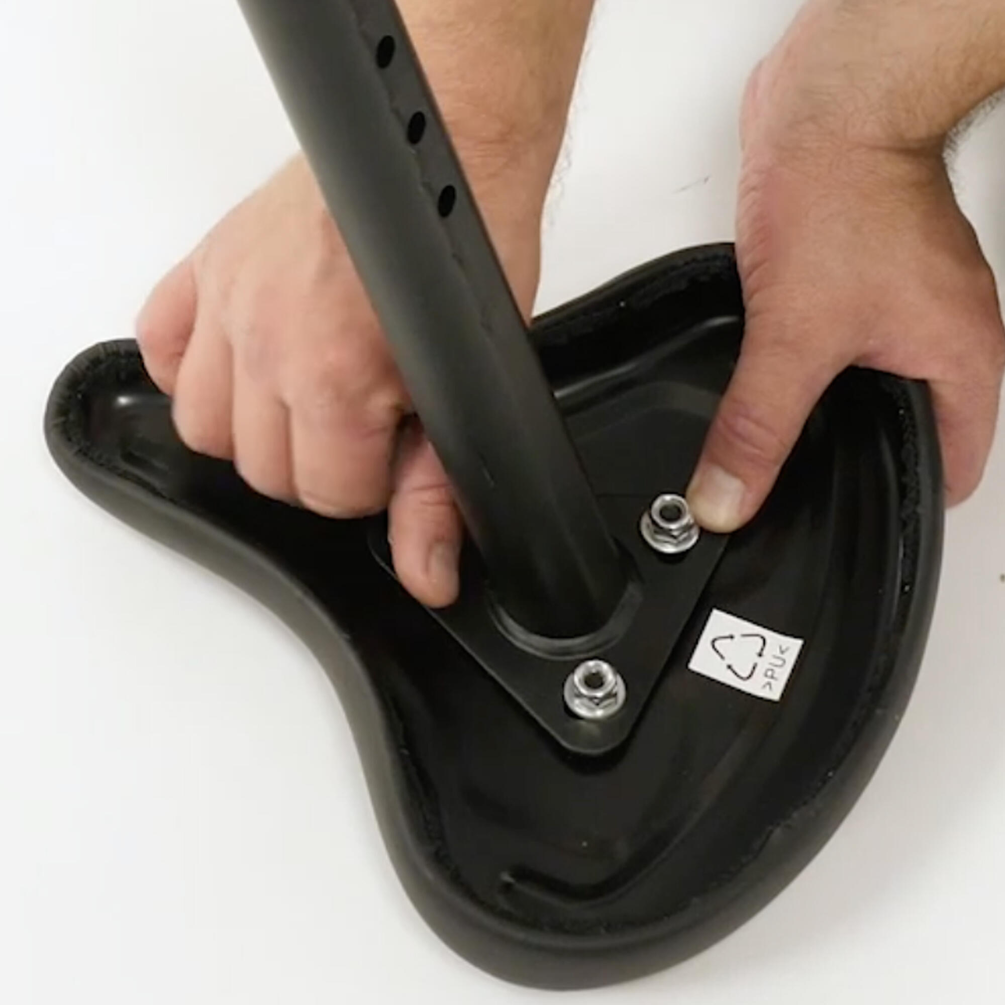 CHANGEMENT DE SELLE DU VELO MAGNETIQUE - WORKSHOP
