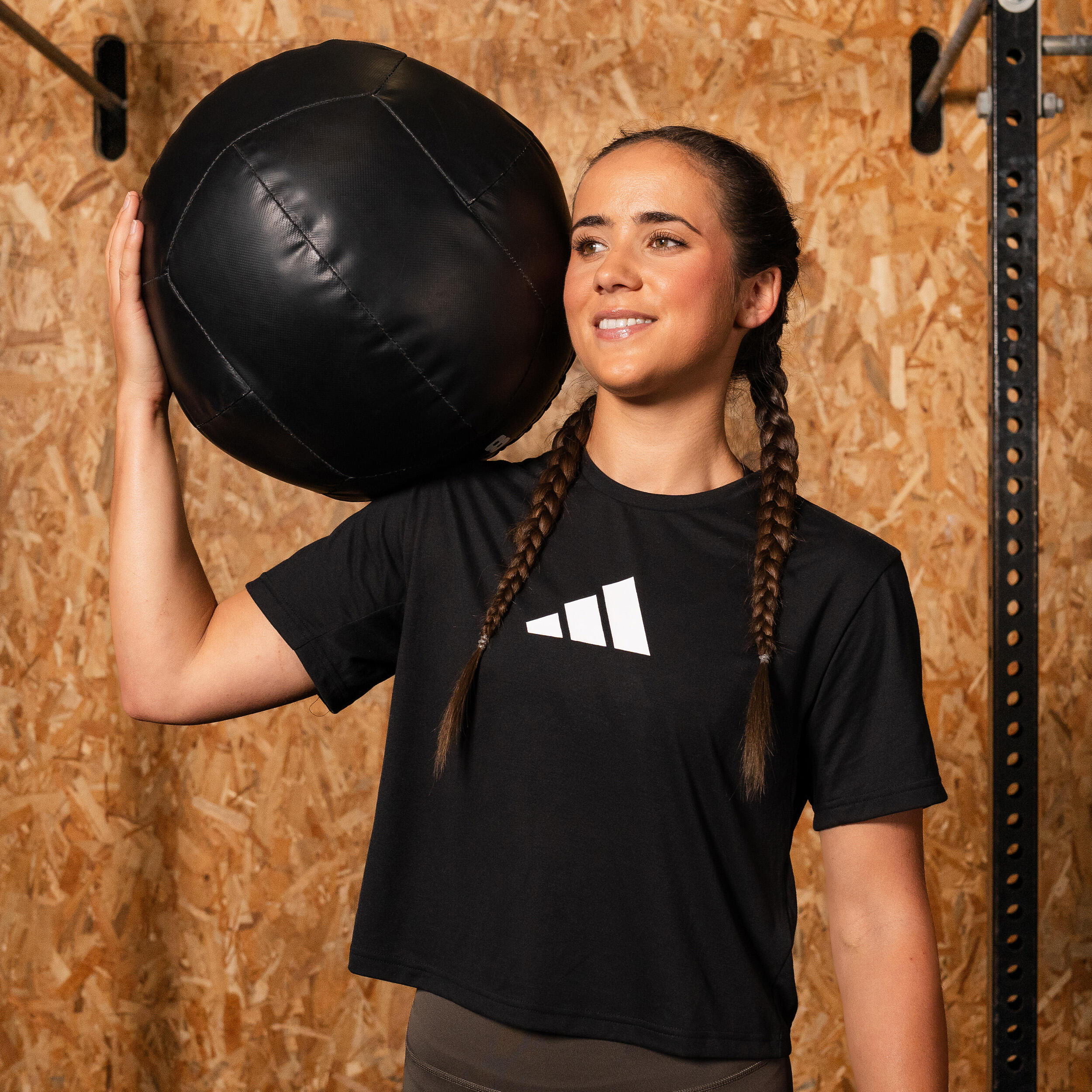 Adidas T-shirt con logo da donna - nero