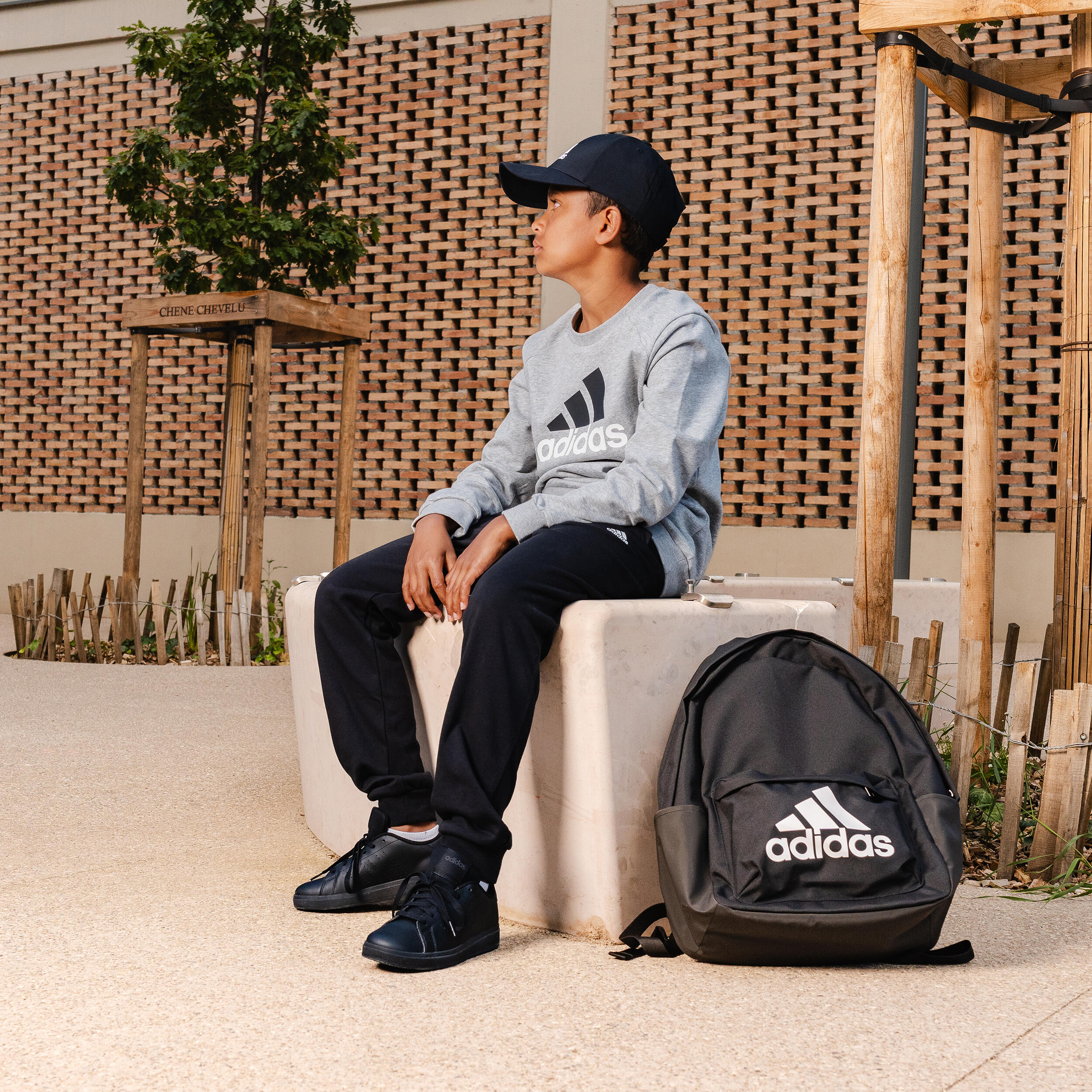 Chaussure adidas ADVANTAGE enfant - noir 6/9