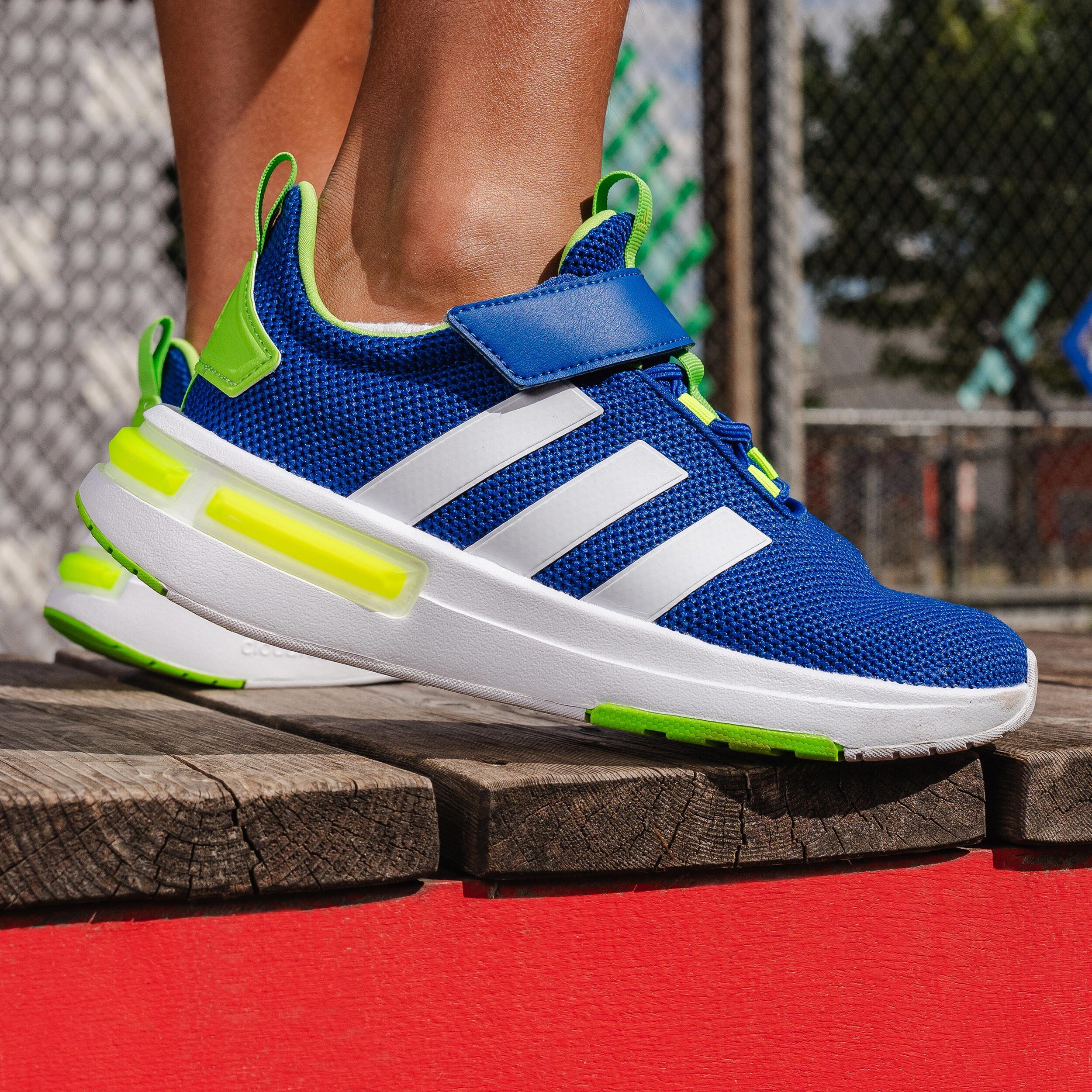 Zapatillas deportivas velcro  elásticos Niños adidas Racer TR23 azul del 28 a 34 8/10