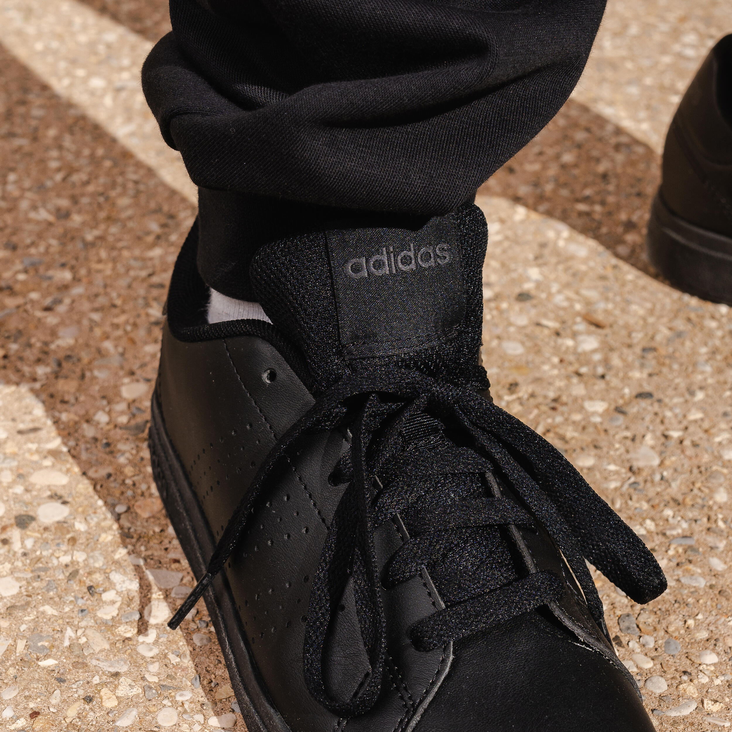 Chaussure adidas ADVANTAGE enfant - noir 9/9