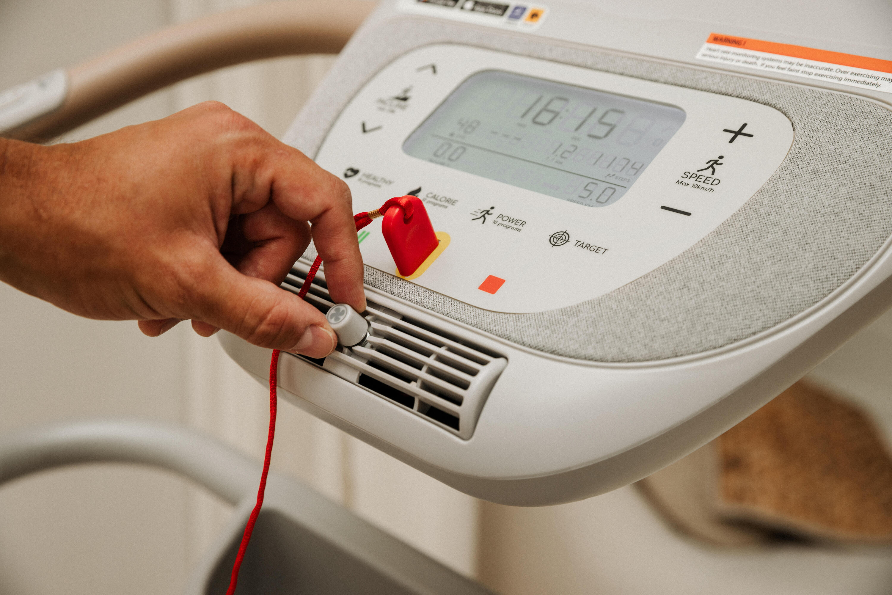 Laufband W900B, 10 km/h, 50 x 120 cm, vernetzt und komfortabel 11/18