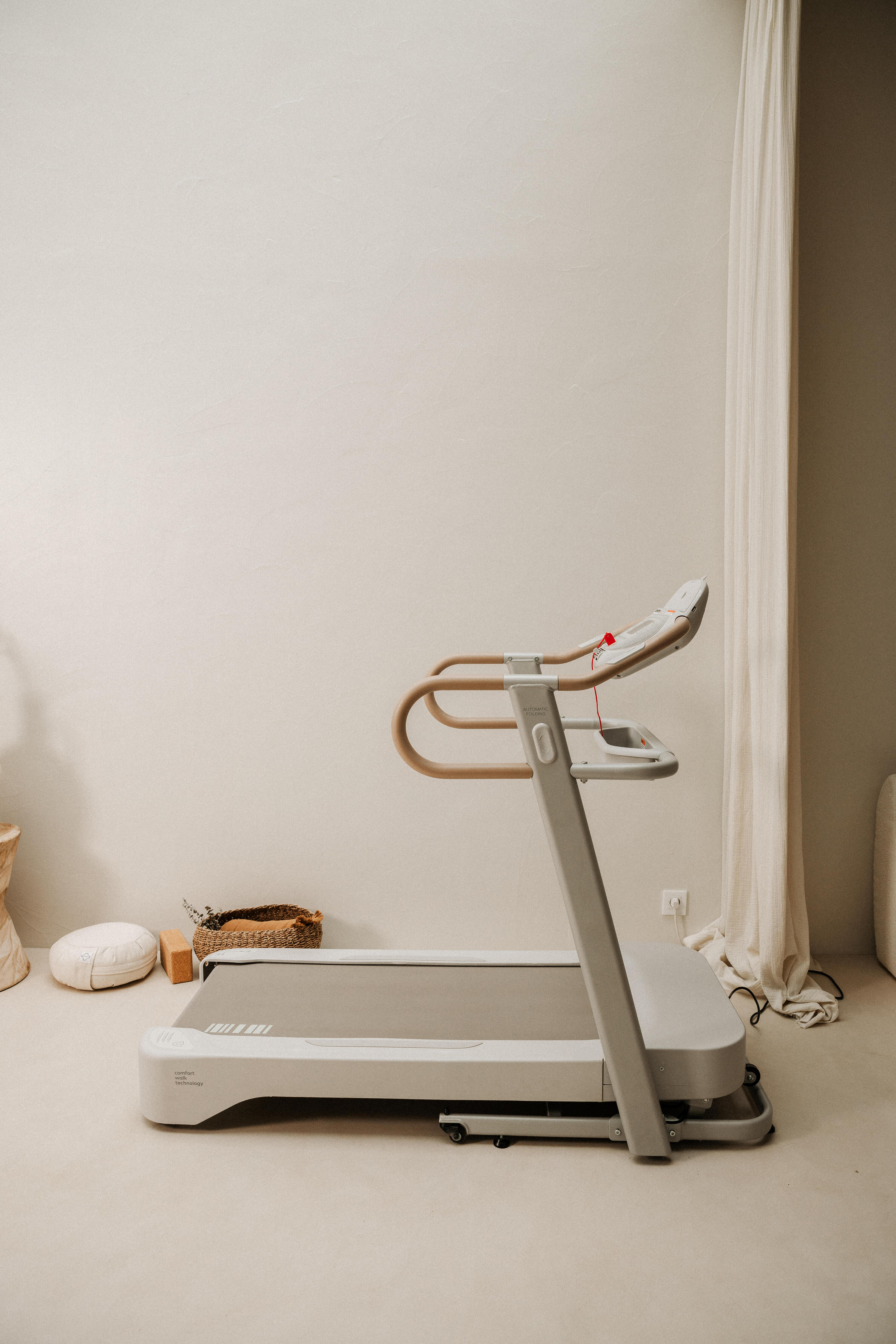 Laufband W900B, 10 km/h, 50 x 120 cm, vernetzt und komfortabel 6/18