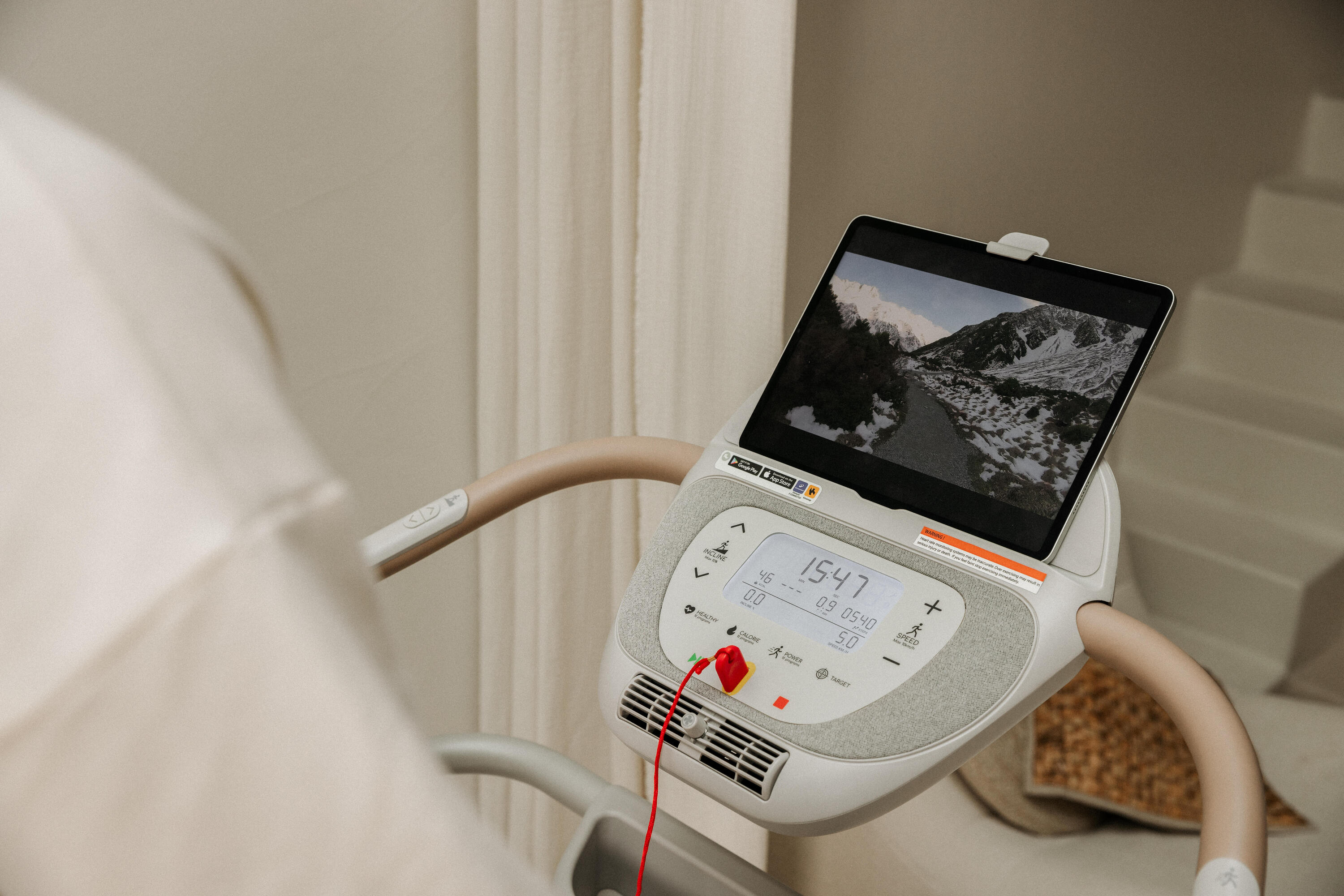 Laufband W900B, 10 km/h, 50 x 120 cm, vernetzt und komfortabel 18/18