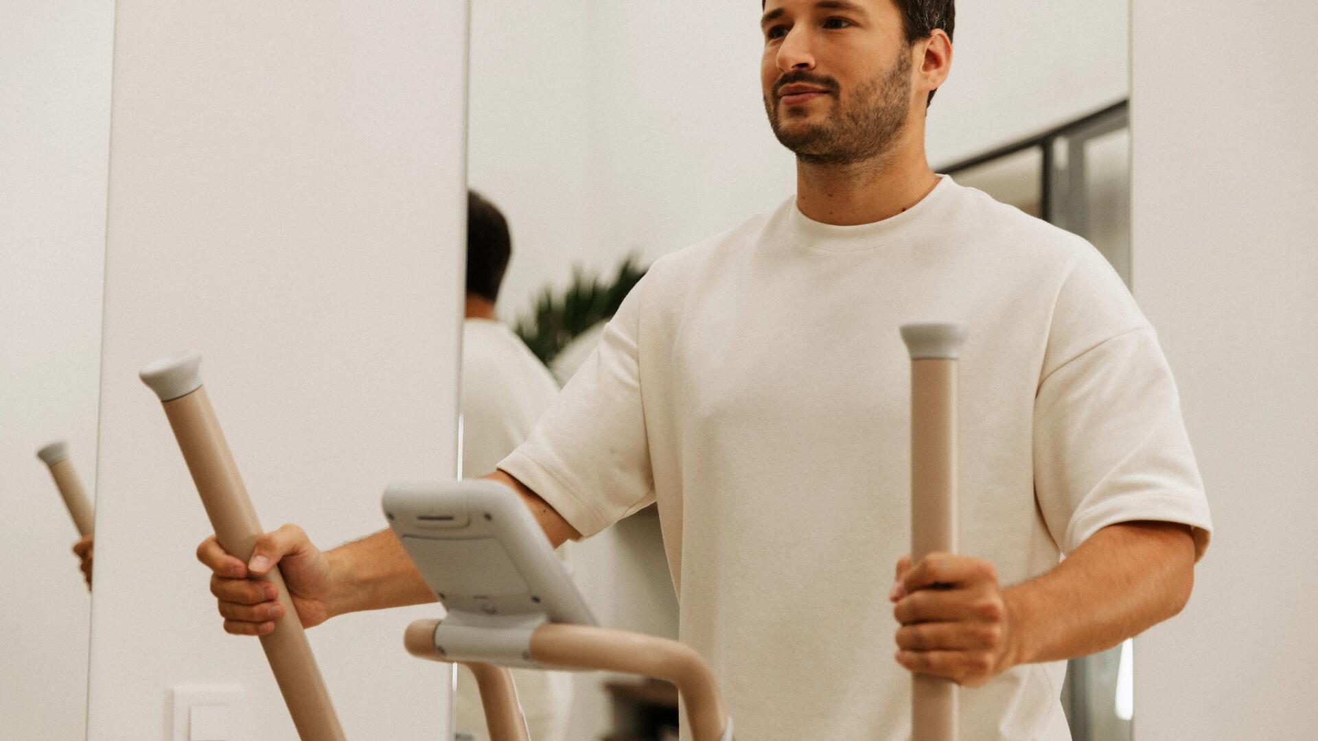 homme sur une machine