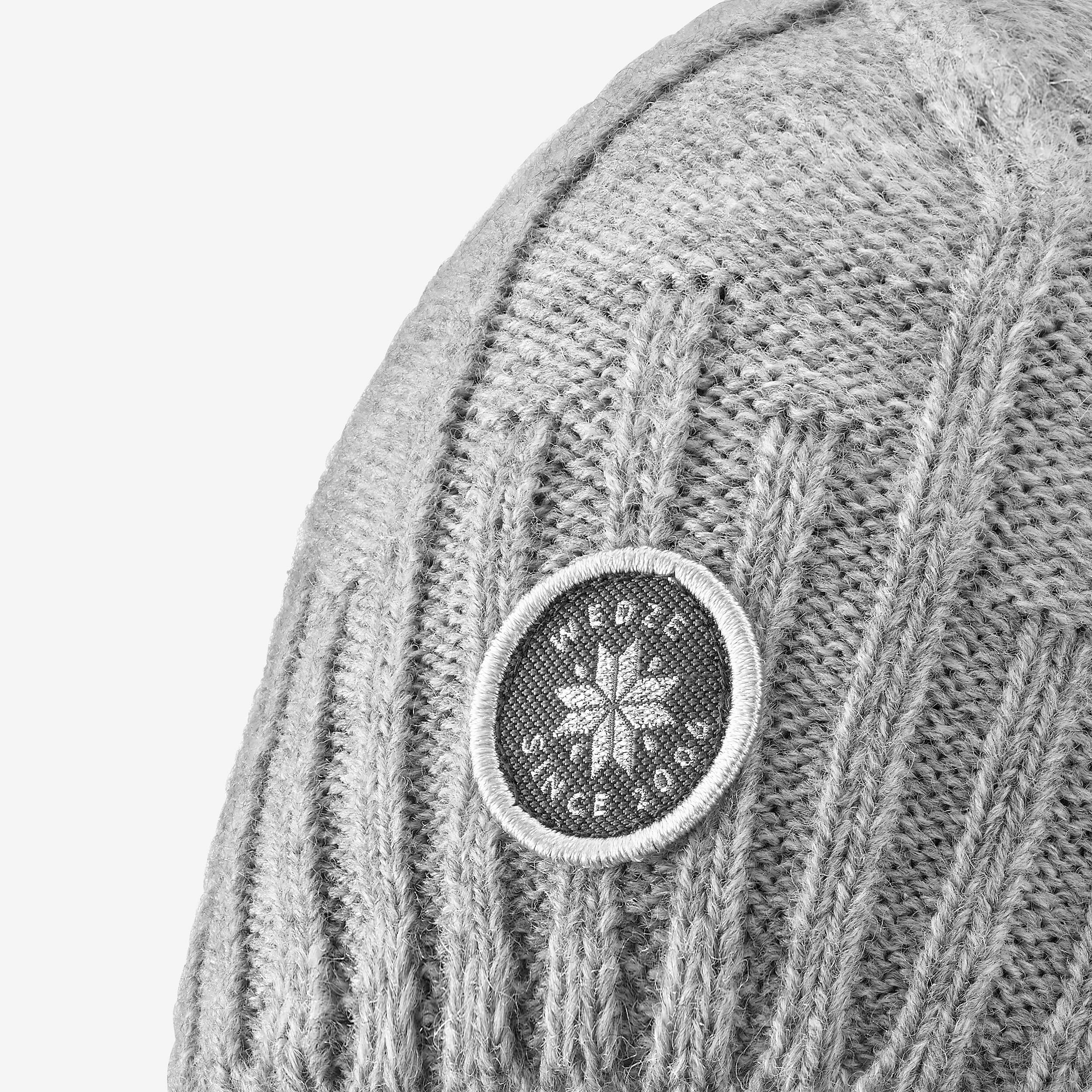 Bonnet torsade adulte - fur virgin gris clair 3/6