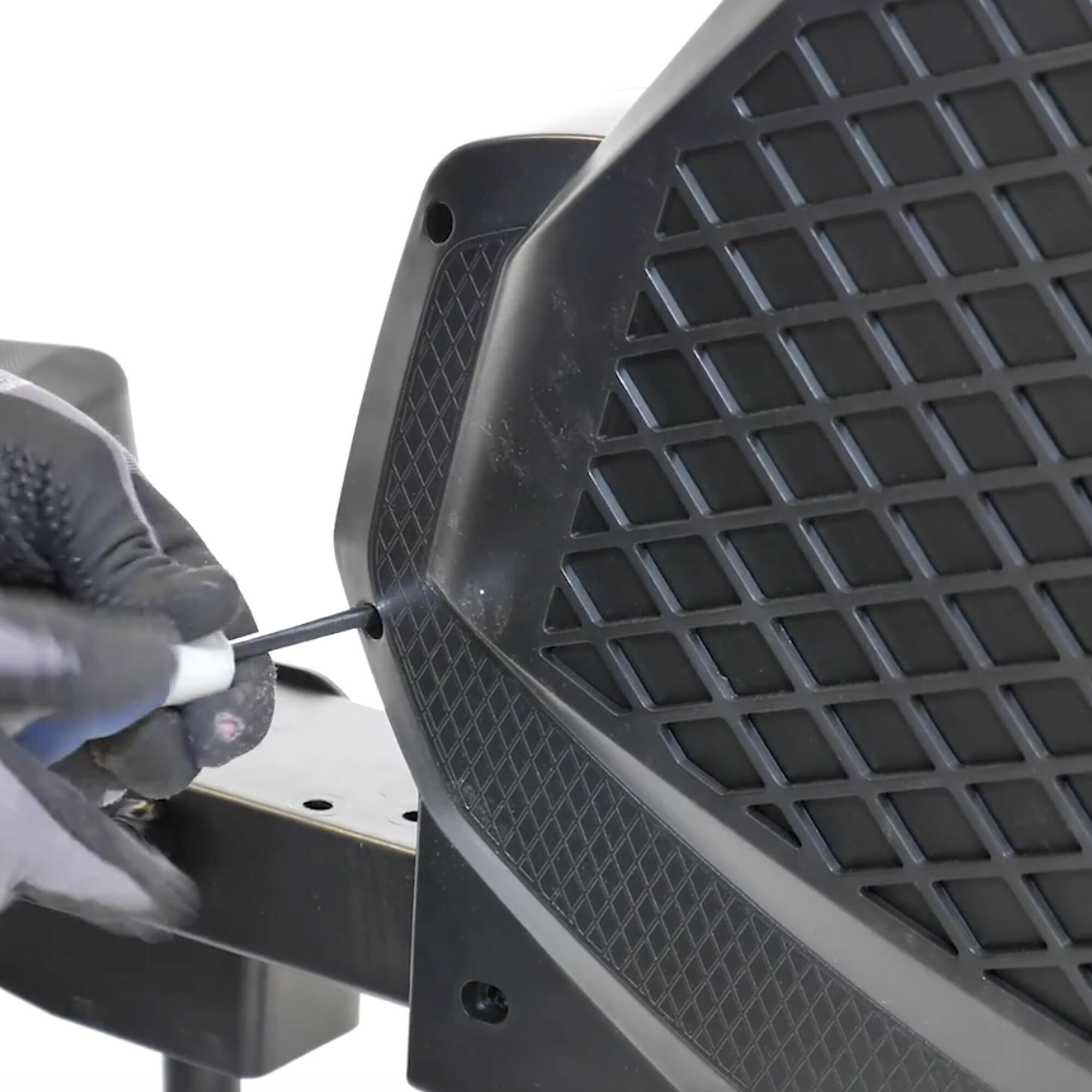 Rowing Machine Casing Removal / Replacement - WORKSHOP