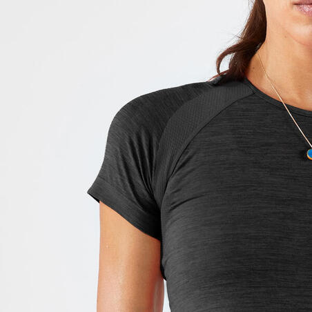 Футболка жіноча Run 500 чорна