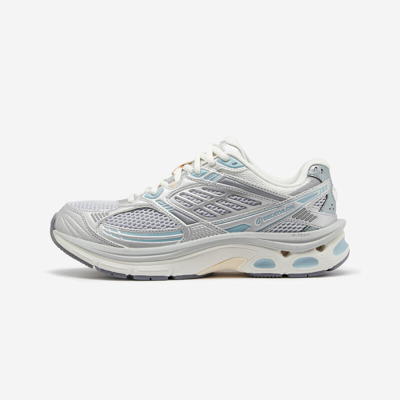8913410