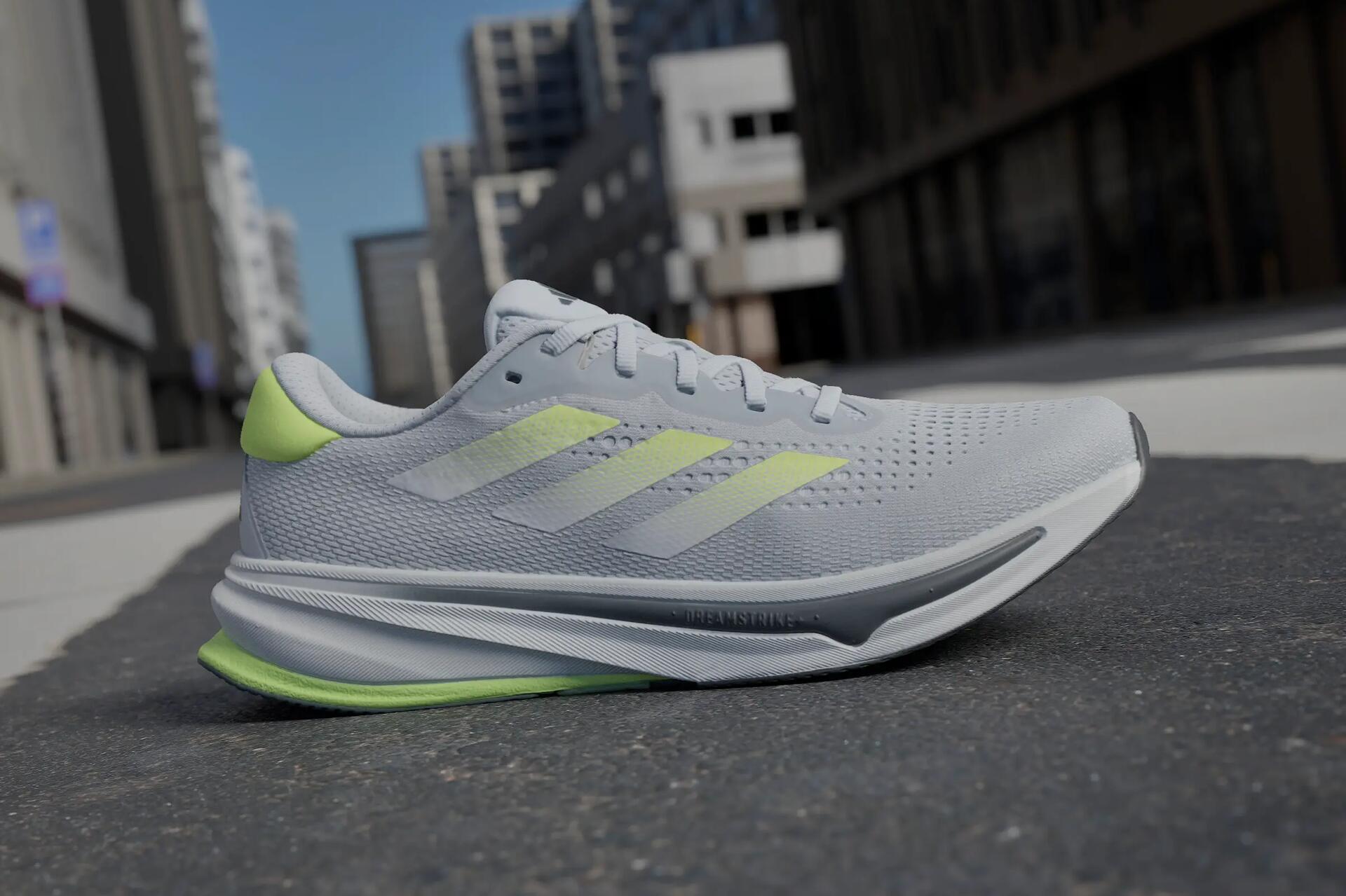 CHAUSSURE DE RUNNING HOMME ADIDAS SUPERNOVA RISE GRIS