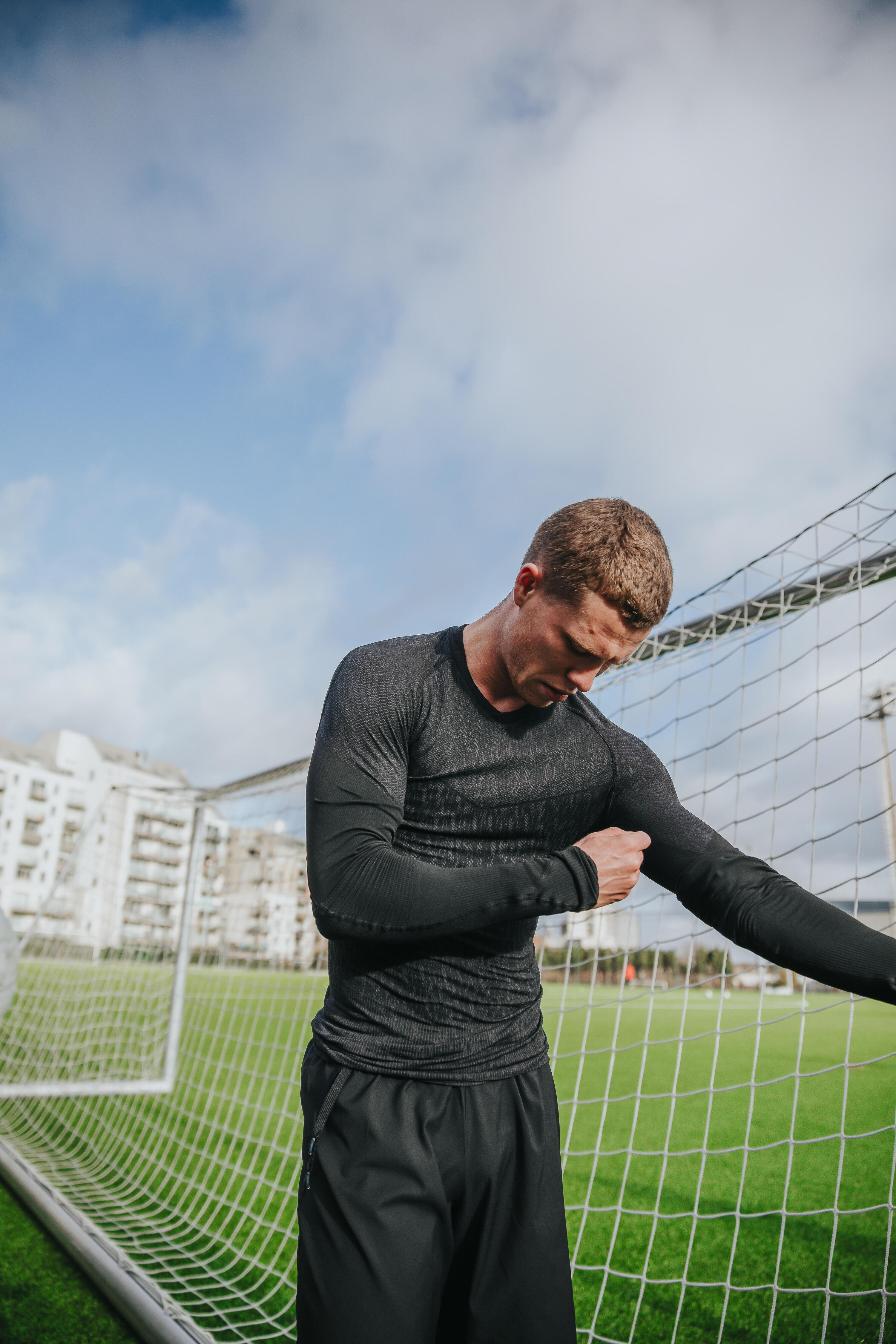 Soccer Long-Sleeved Seamless Thermal Base Layer Top, Keepdry 10/18