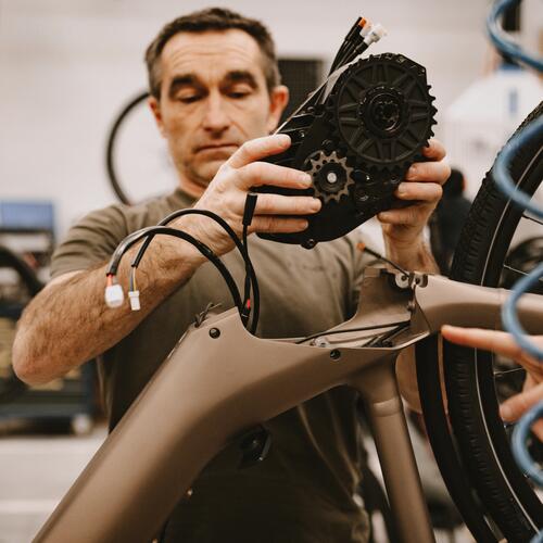 Conception produit selle de vélo decathlon
