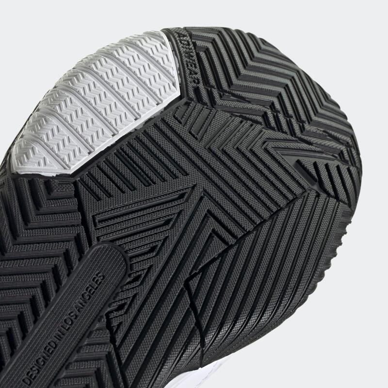Chaussure de basketball Adulte - Adidas Own The Game 3.0 blanc noir
