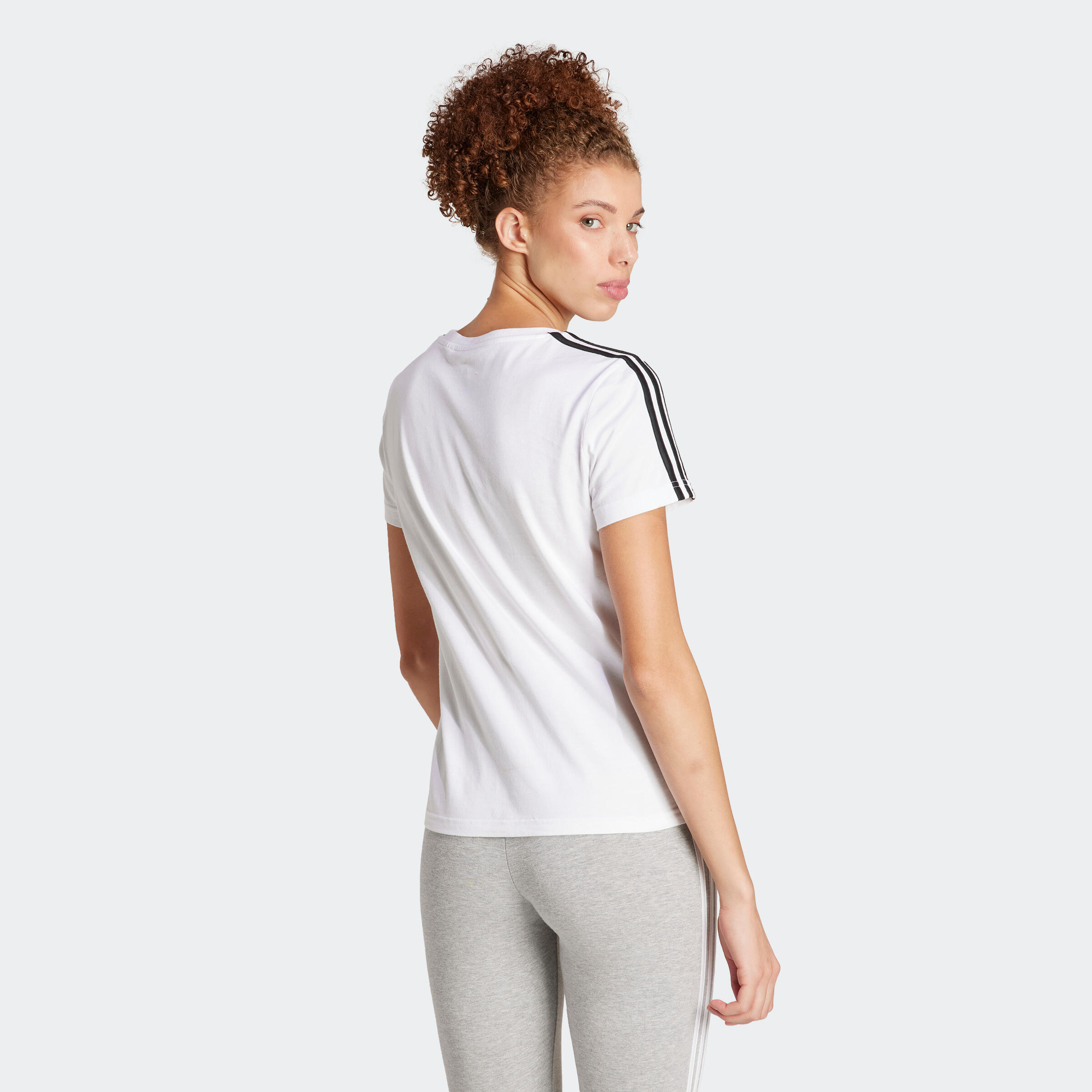 Seconde vie - T-SHIRT DE FITNESS SOFT TRAINING ADIDAS FEMME BLANC 6/7