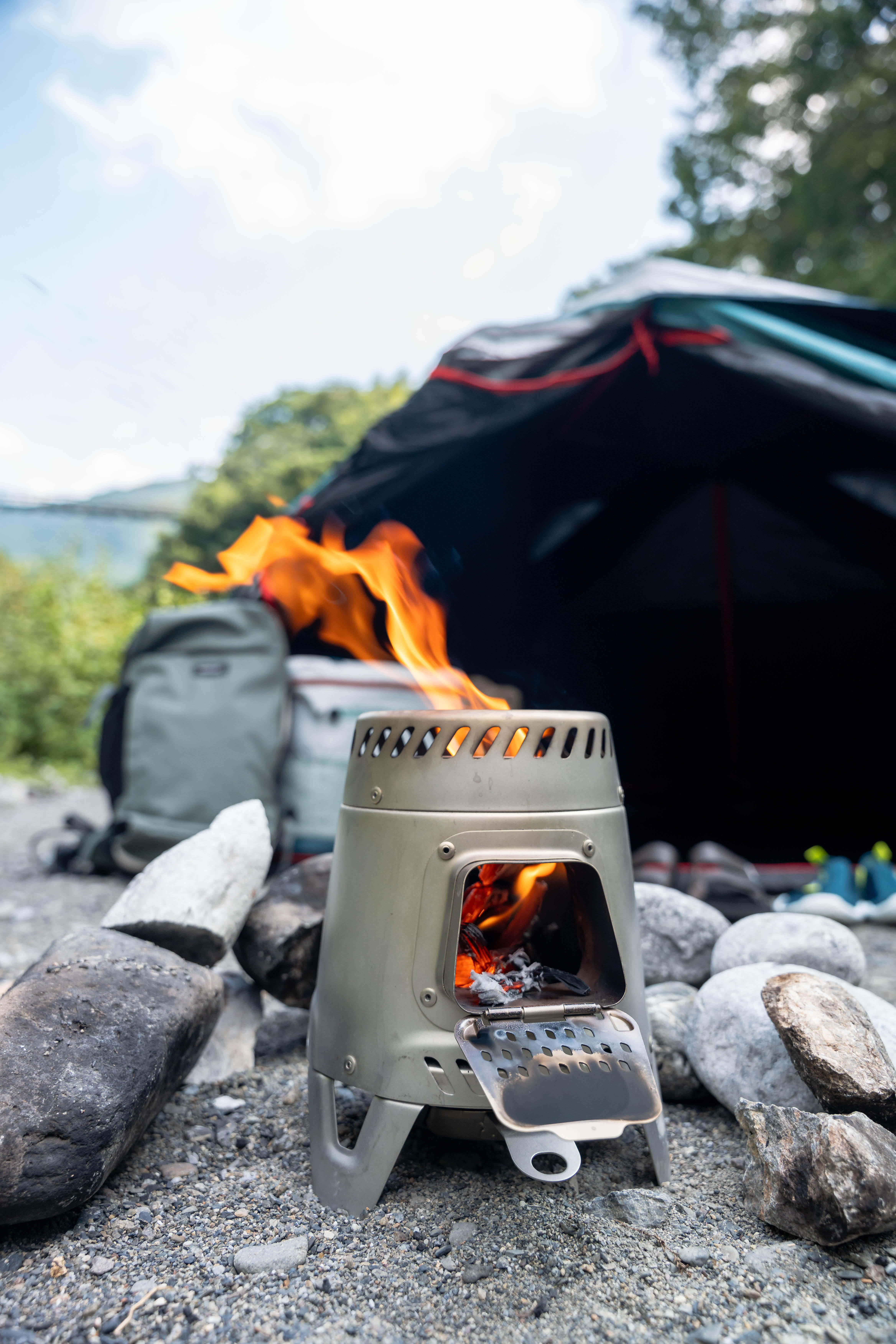 QUECHUA ケシュア キャンプ ウッドストーブ MH500 二次燃焼 ケシュア-キャンプ-ビバーク-