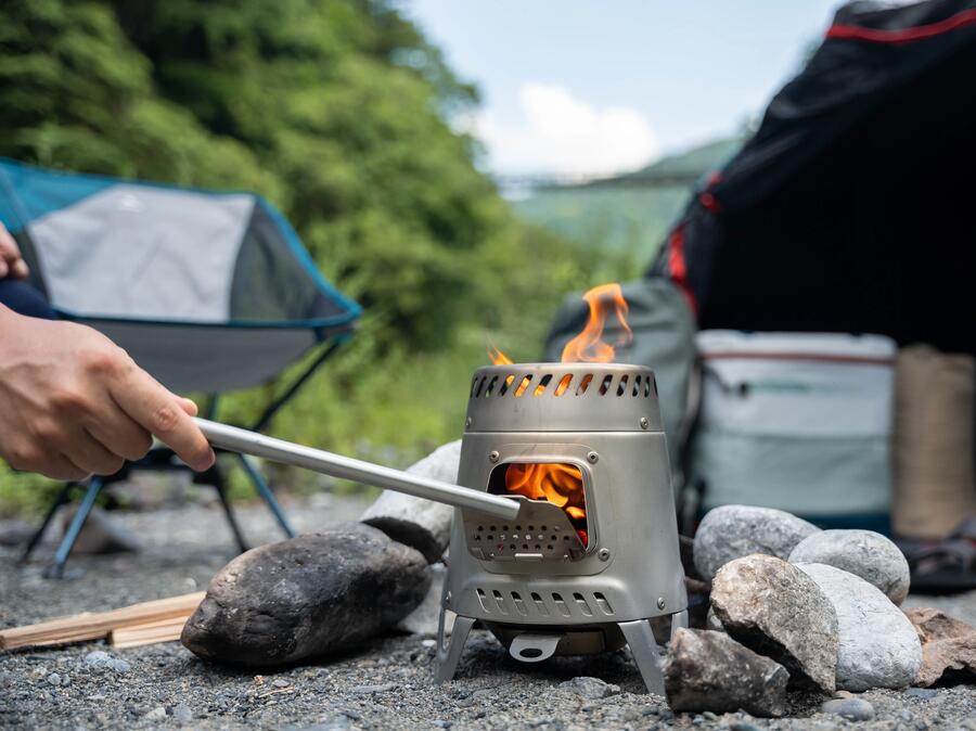Ce arzător să alegi pentru aventurile tale în natură?
