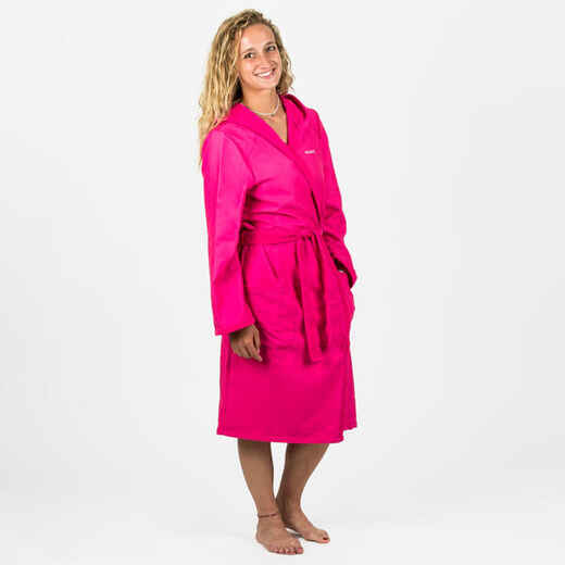 
      Women's compact pink microfibre hooded bathrobe
  