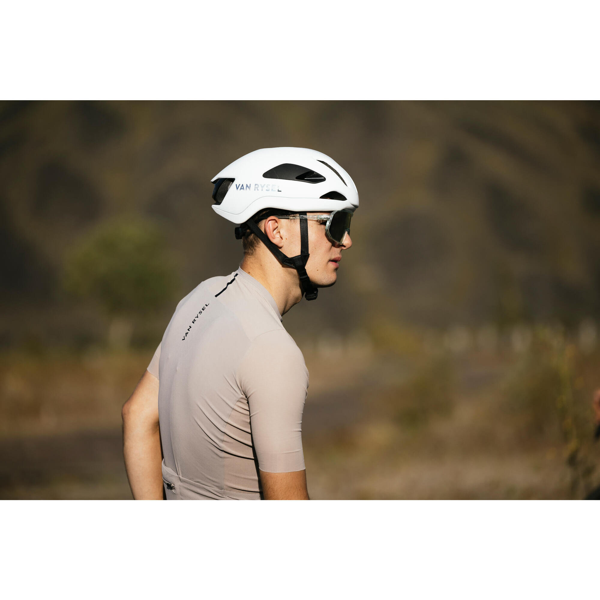 FCR road bike helmet white