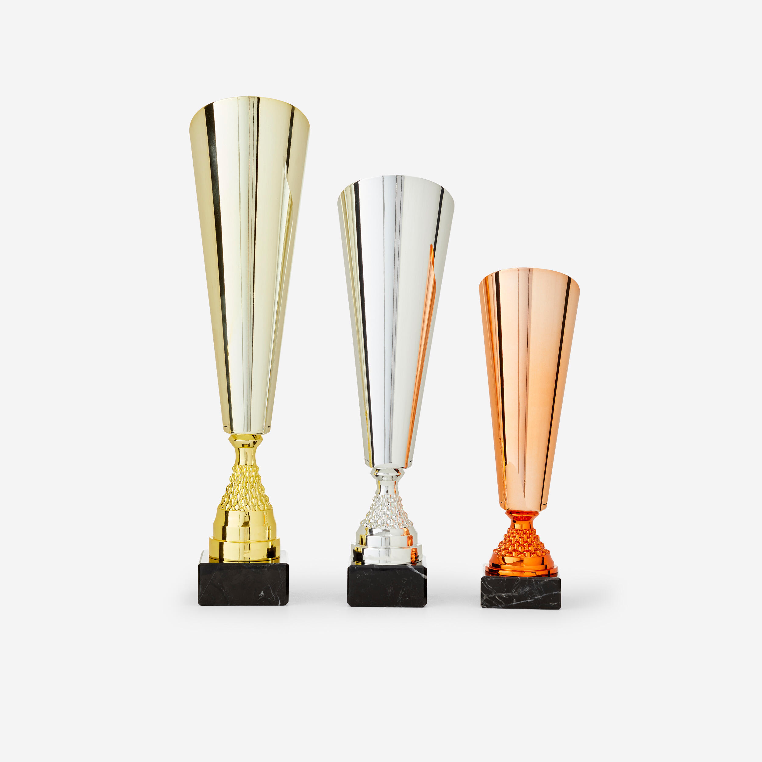 LOT 3 TROPHEES PODIUM 31/39/46 cm 6/6