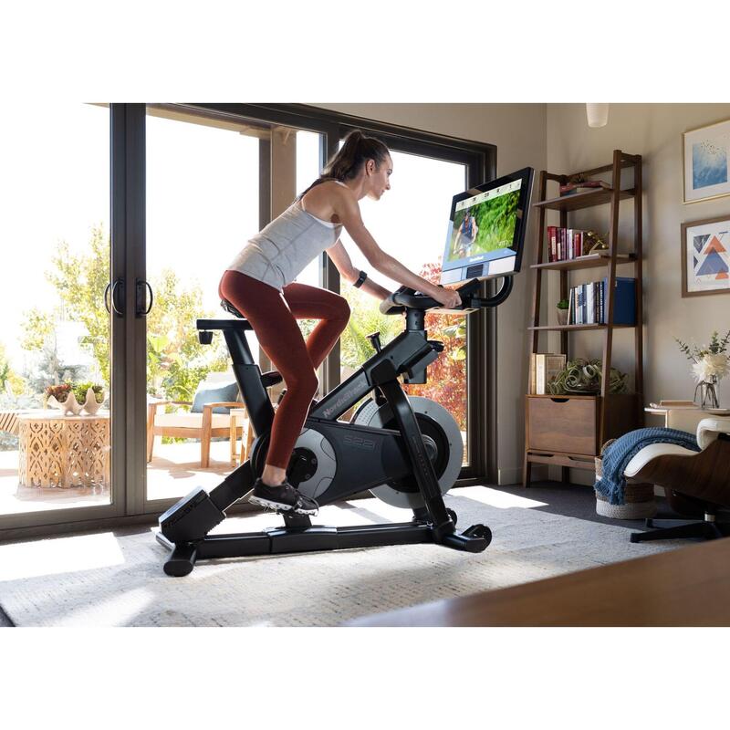 Rower stacjonarny – magnetyczny czy mechaniczny?