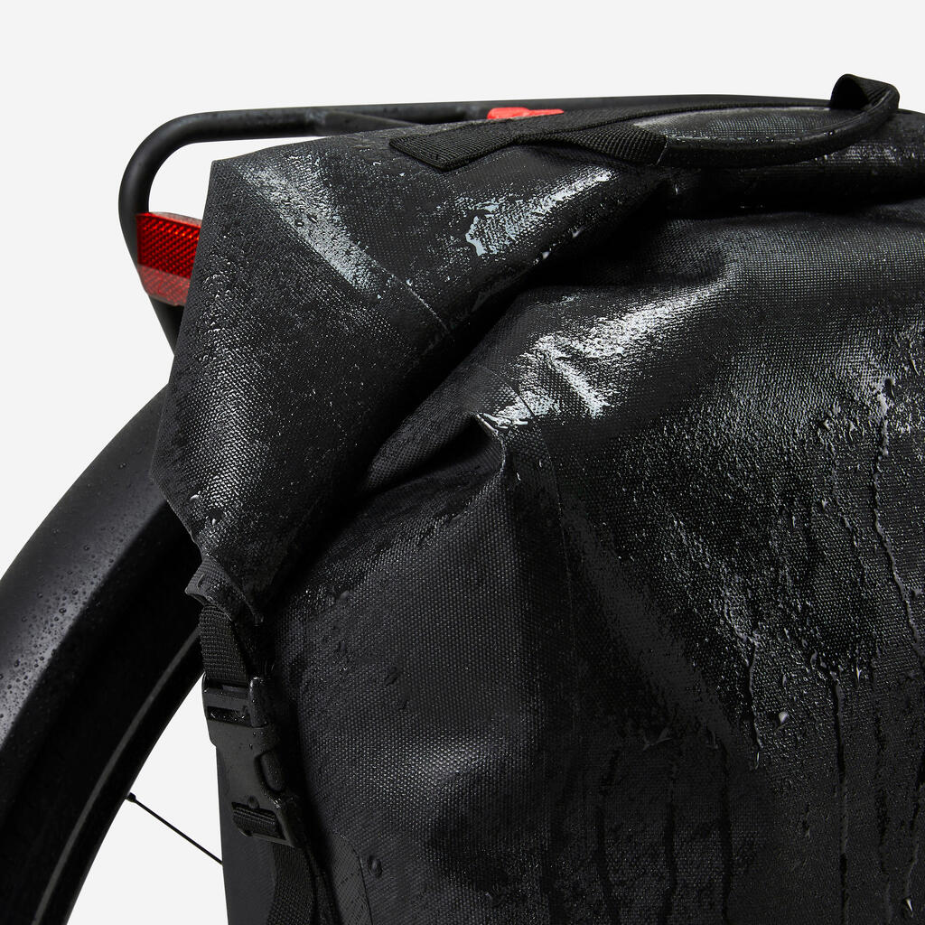 Zelena vodootporna torba 900 (27 l)