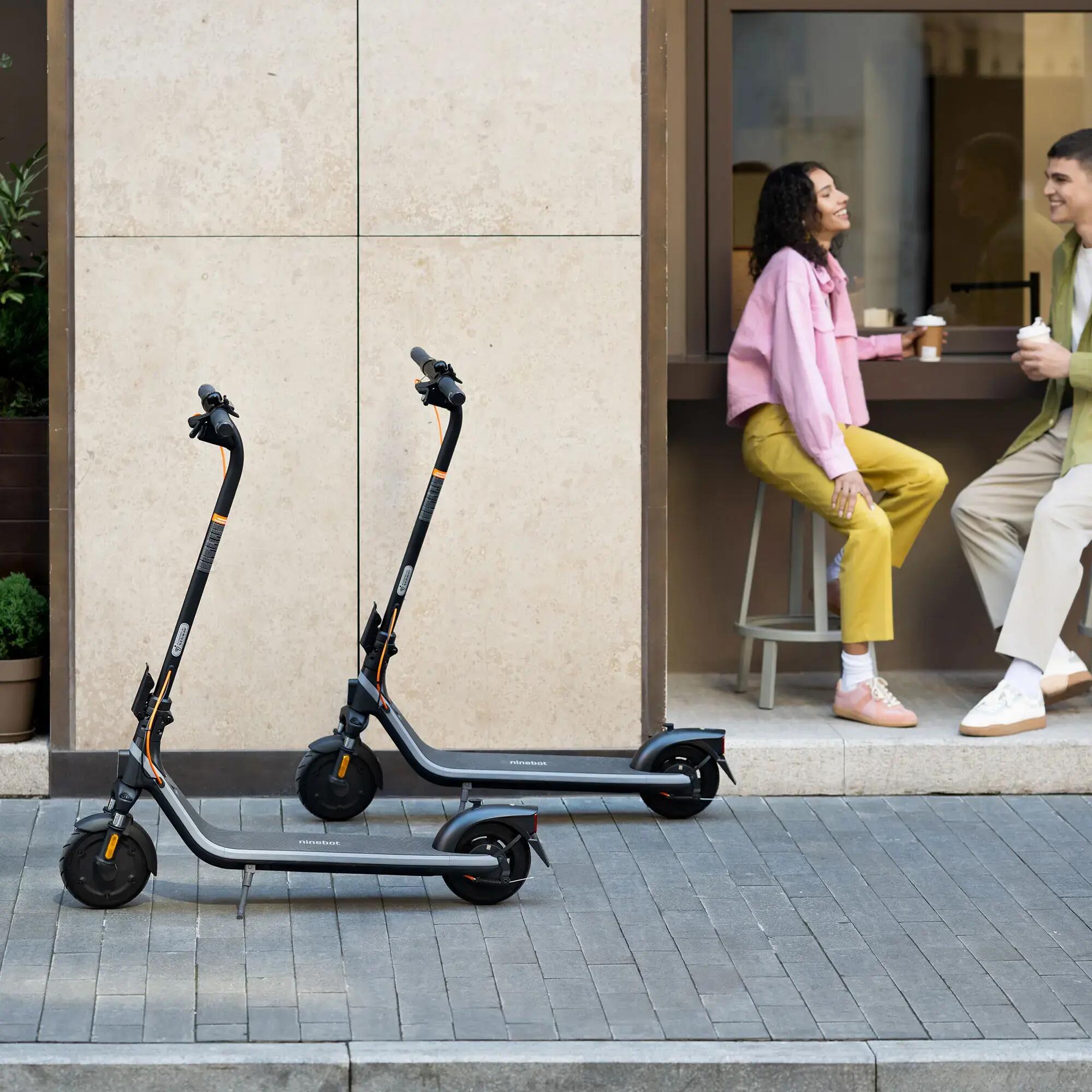 Trotinetă electrică Ninebot E2 PLUS II 5/7
