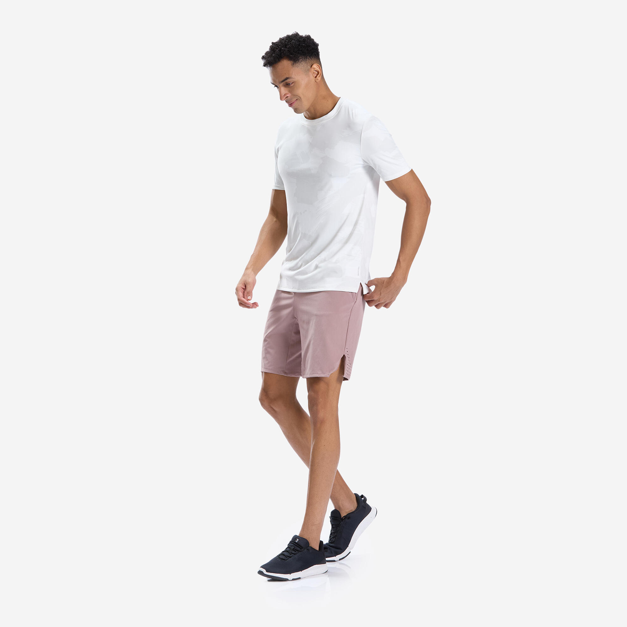 Men's Breathable Performance Cross Training Shorts with Zipped Pockets 2/10