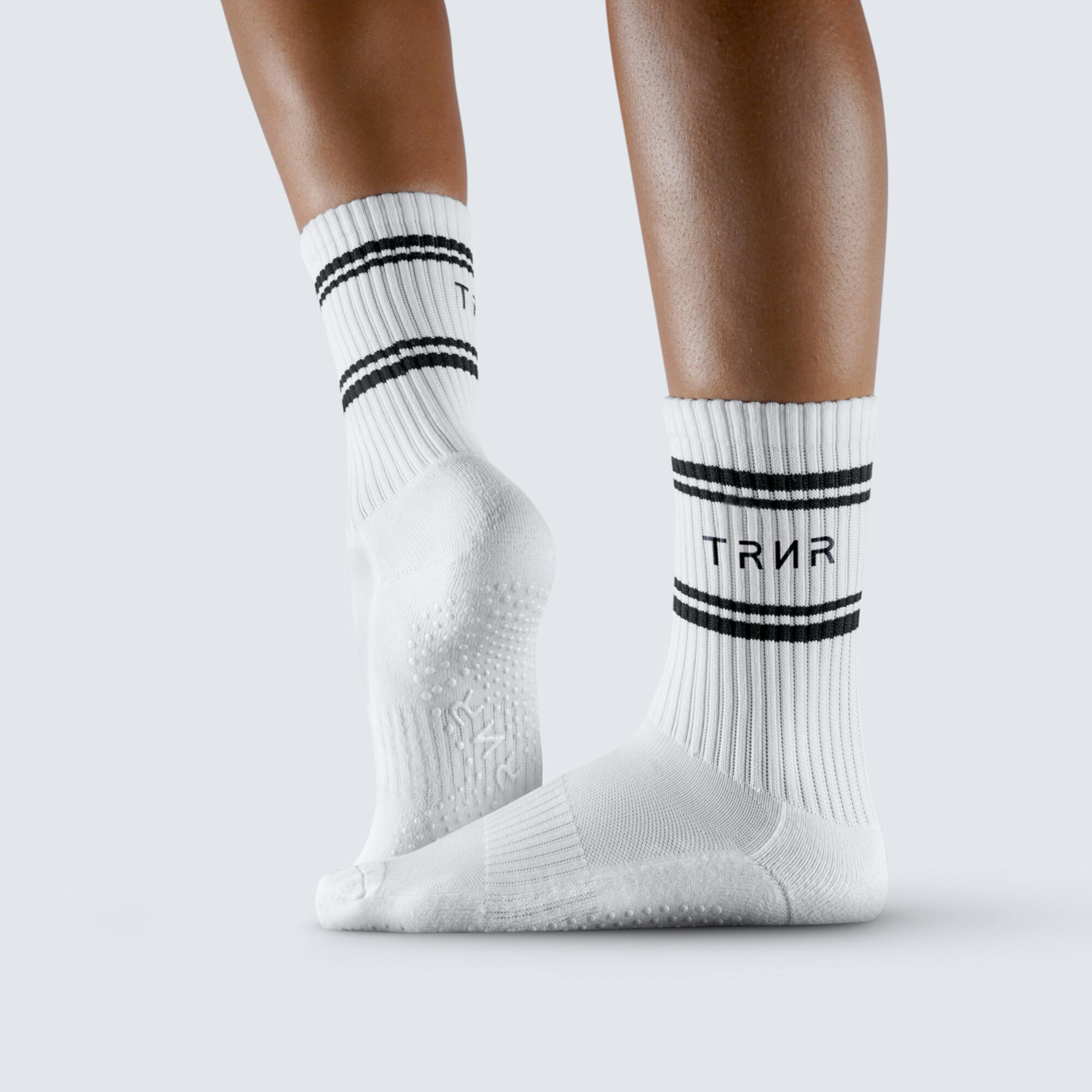 TRNR Crew Grip Socks Us 9-11 White/Black Pinstripe