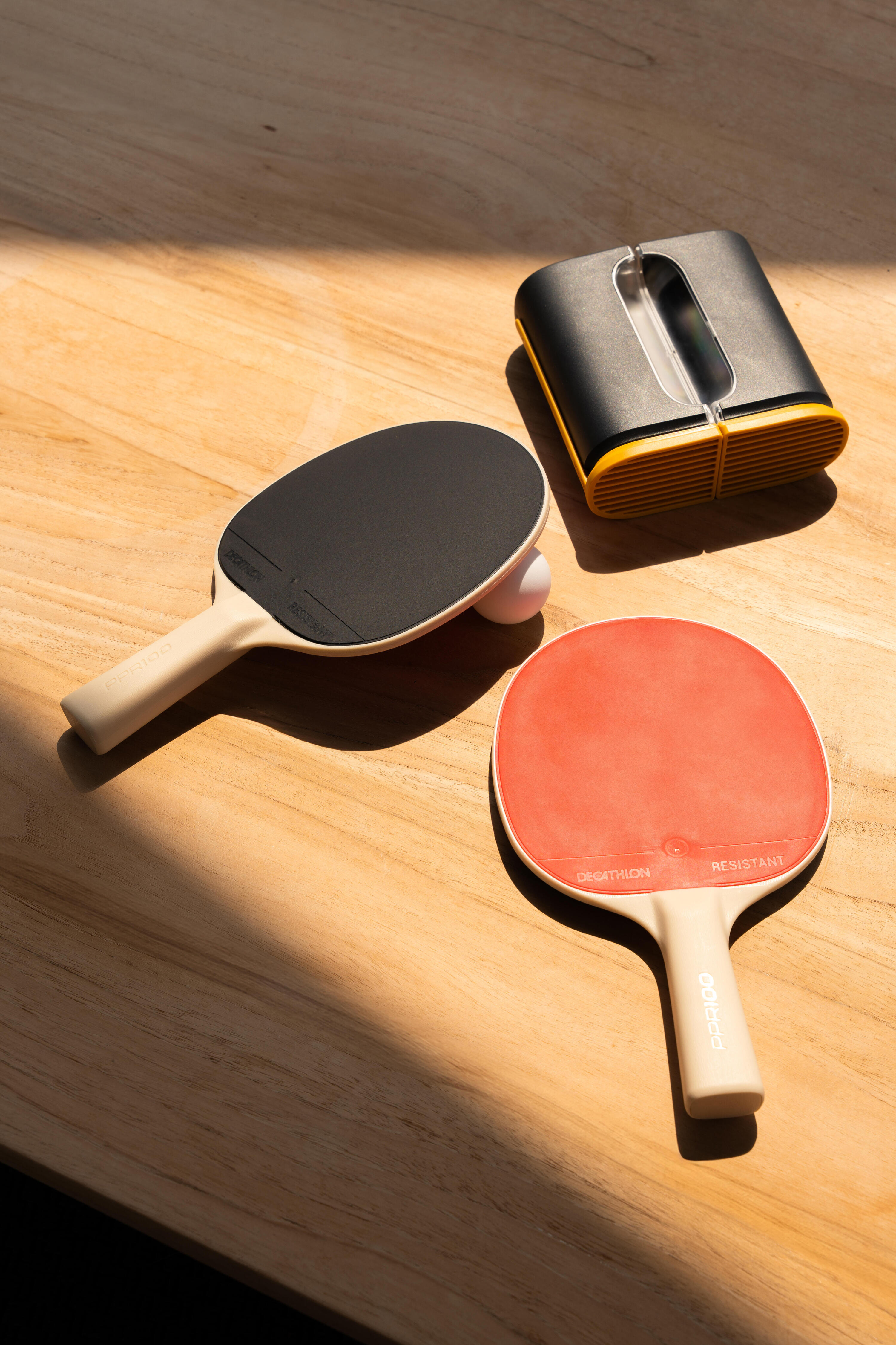 Ensemble de 2 raquettes et 2 balles pour petites tables – Rollnet 11/16