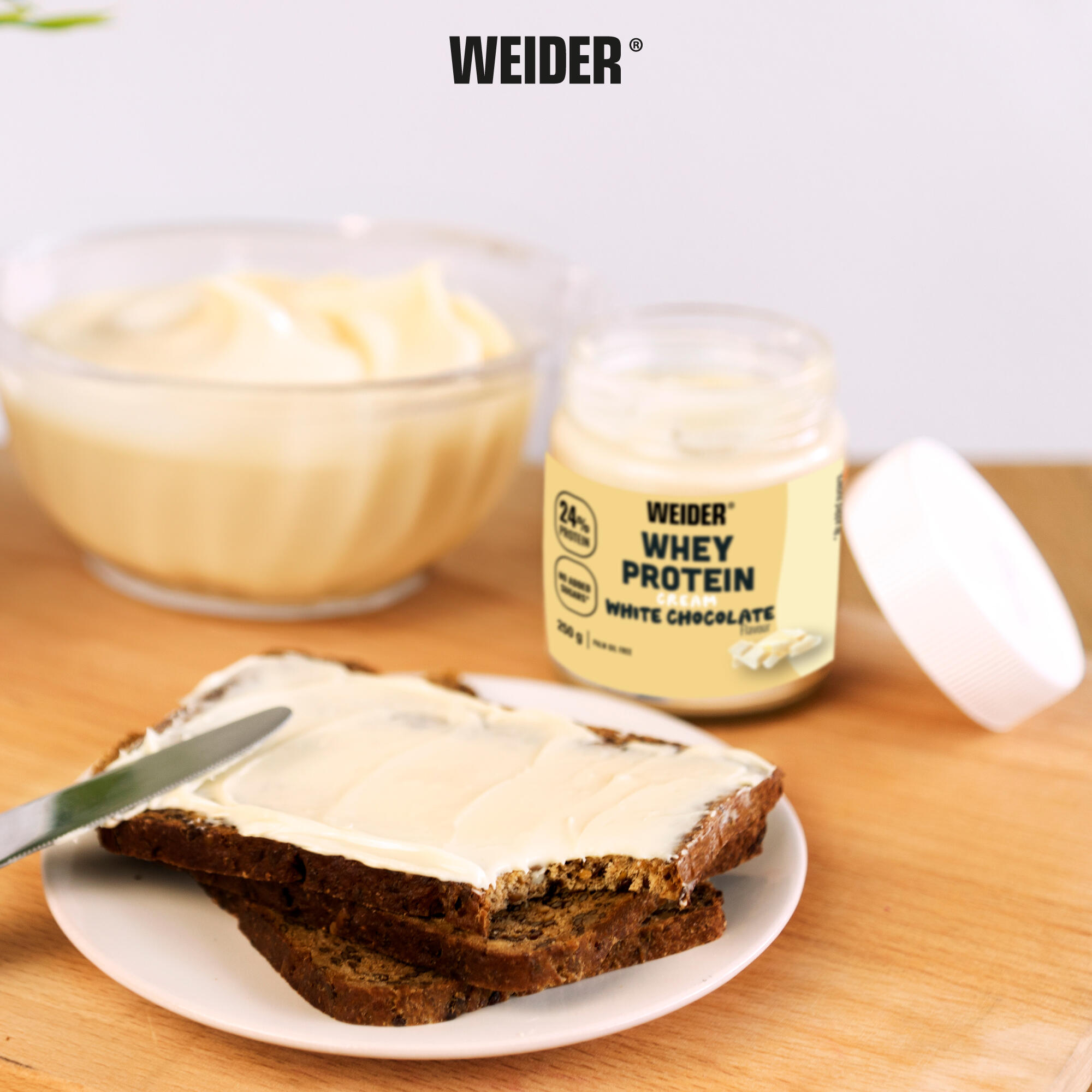 WEIDER Proteínová nátierka Whey Protein Cream biela čokoláda 250 g bez · záber 3